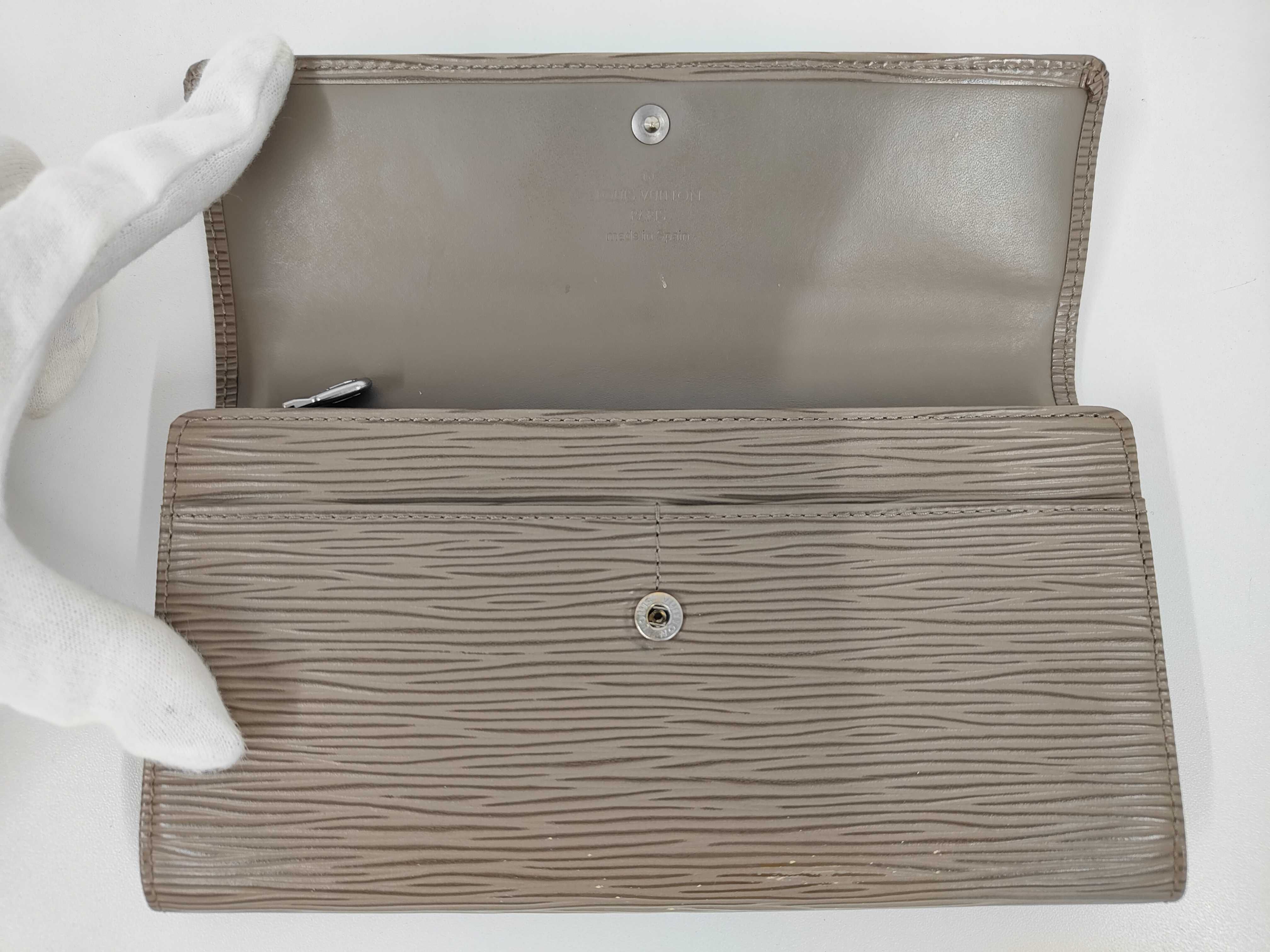 Epi Leather Long Wallet — view 3