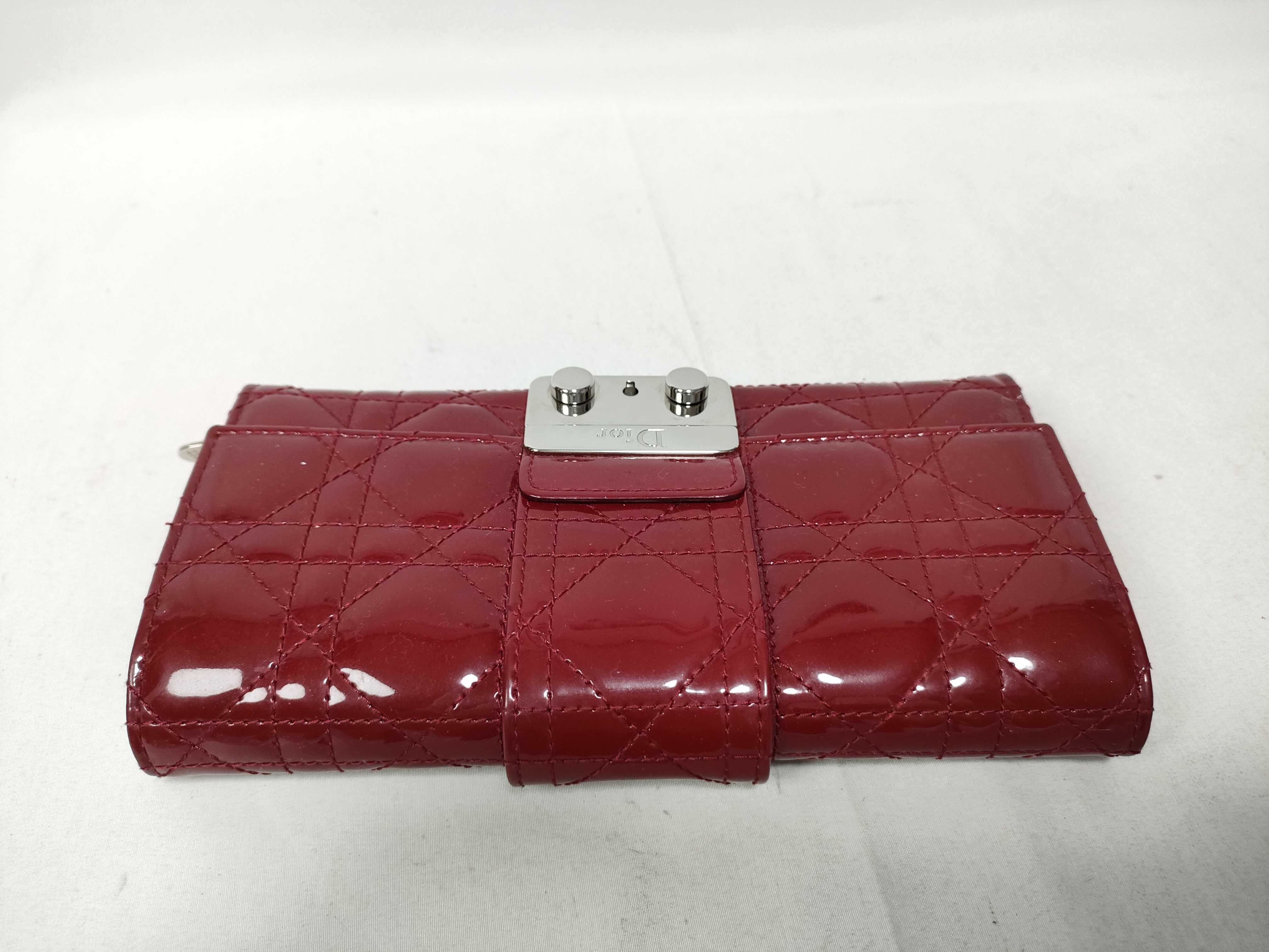 Red Enamel Chain Wallet — view 8