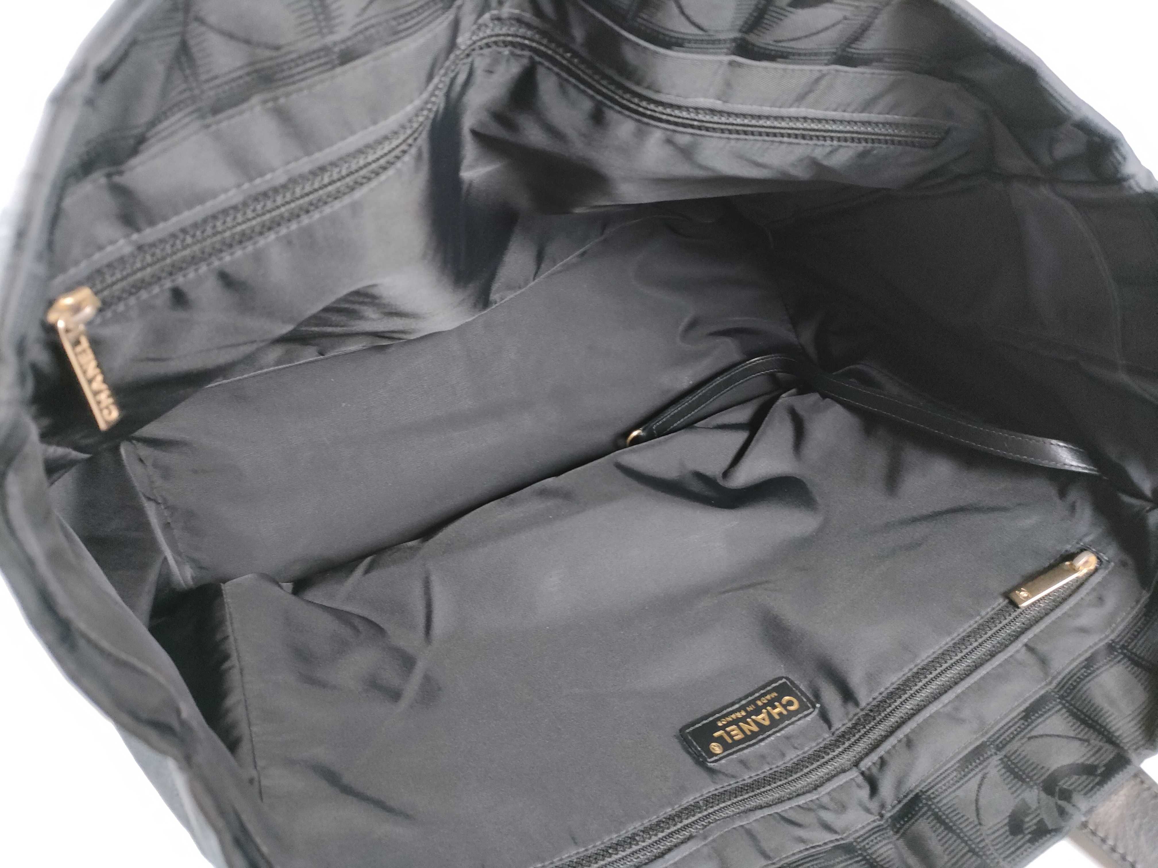 New Travel Line Black Tote Bag — view 8