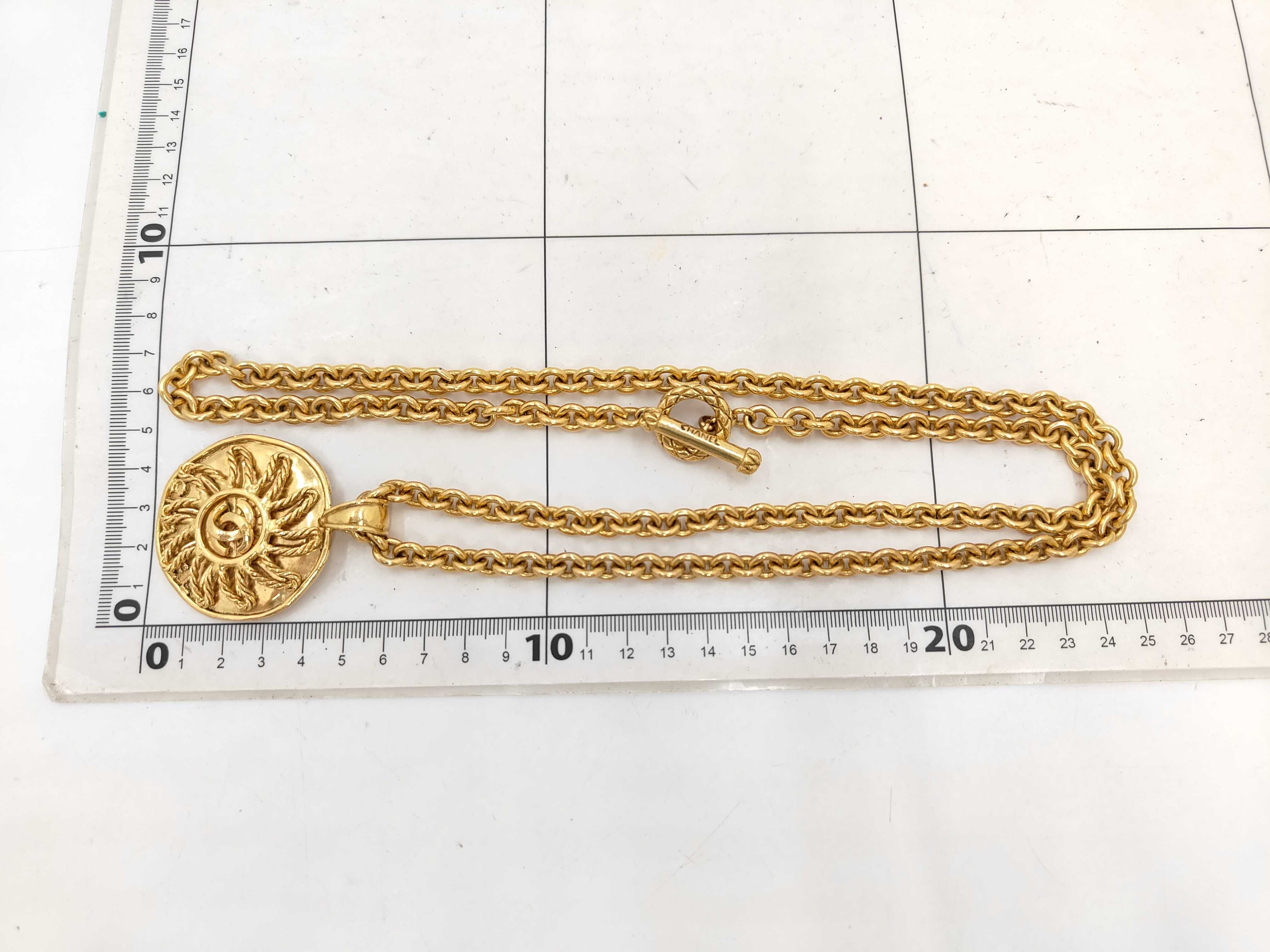 Sun Motif Vintage Necklace, Brass, Gold Hardware, 94A Necklace — view 7