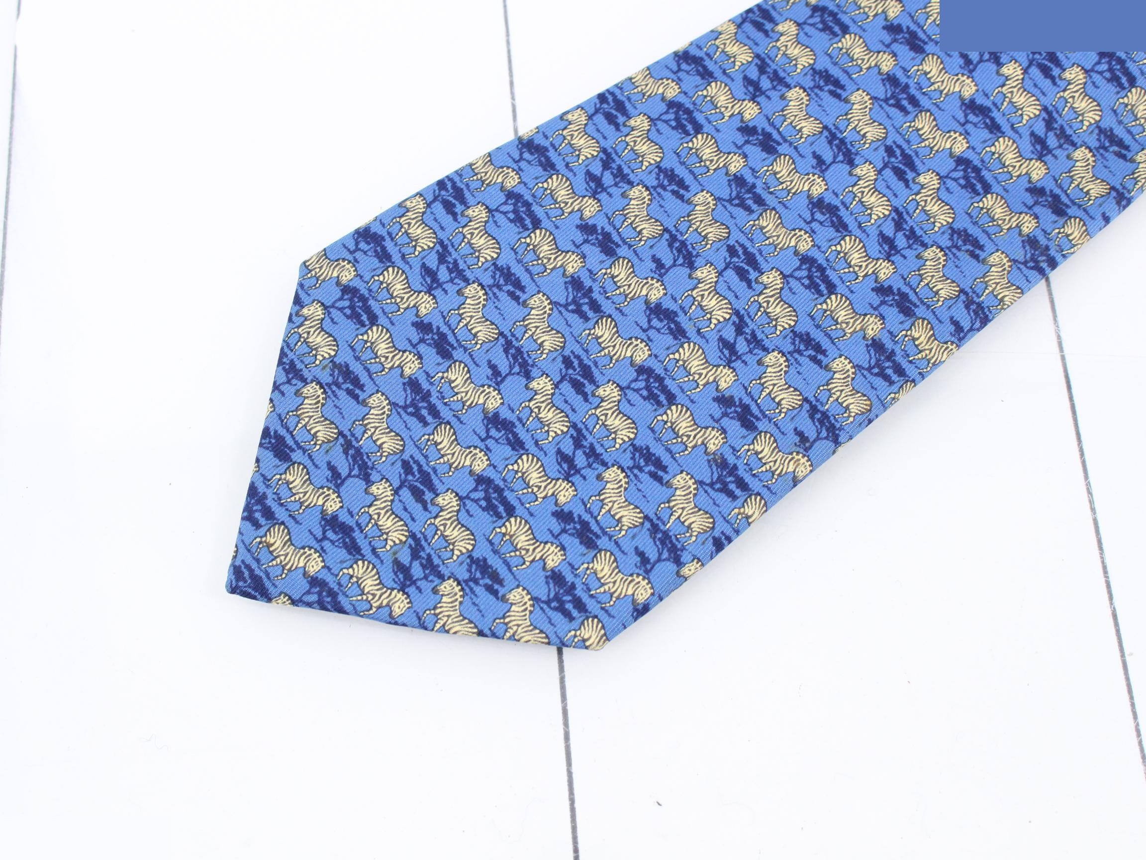 tie - zebra — view 3