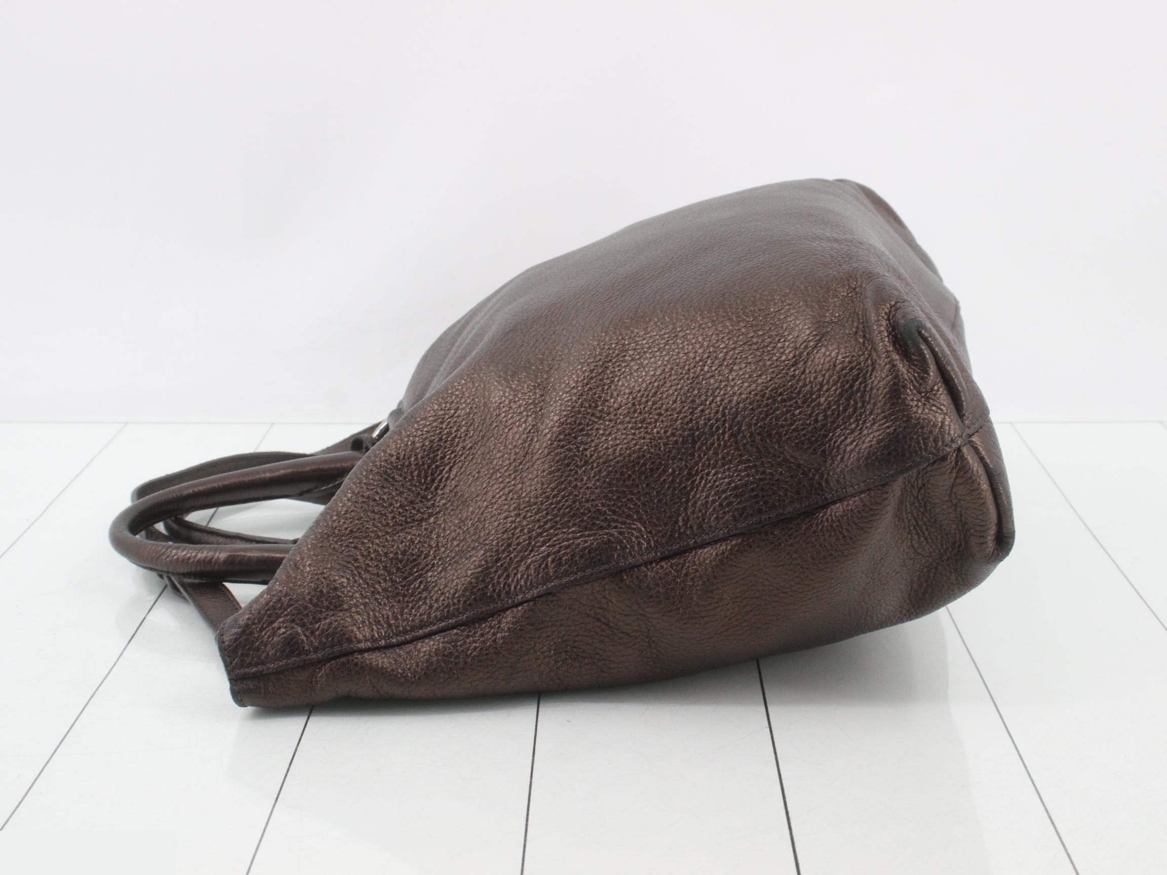 BN1713 Vitello Daino Shoulder Bag — view 4