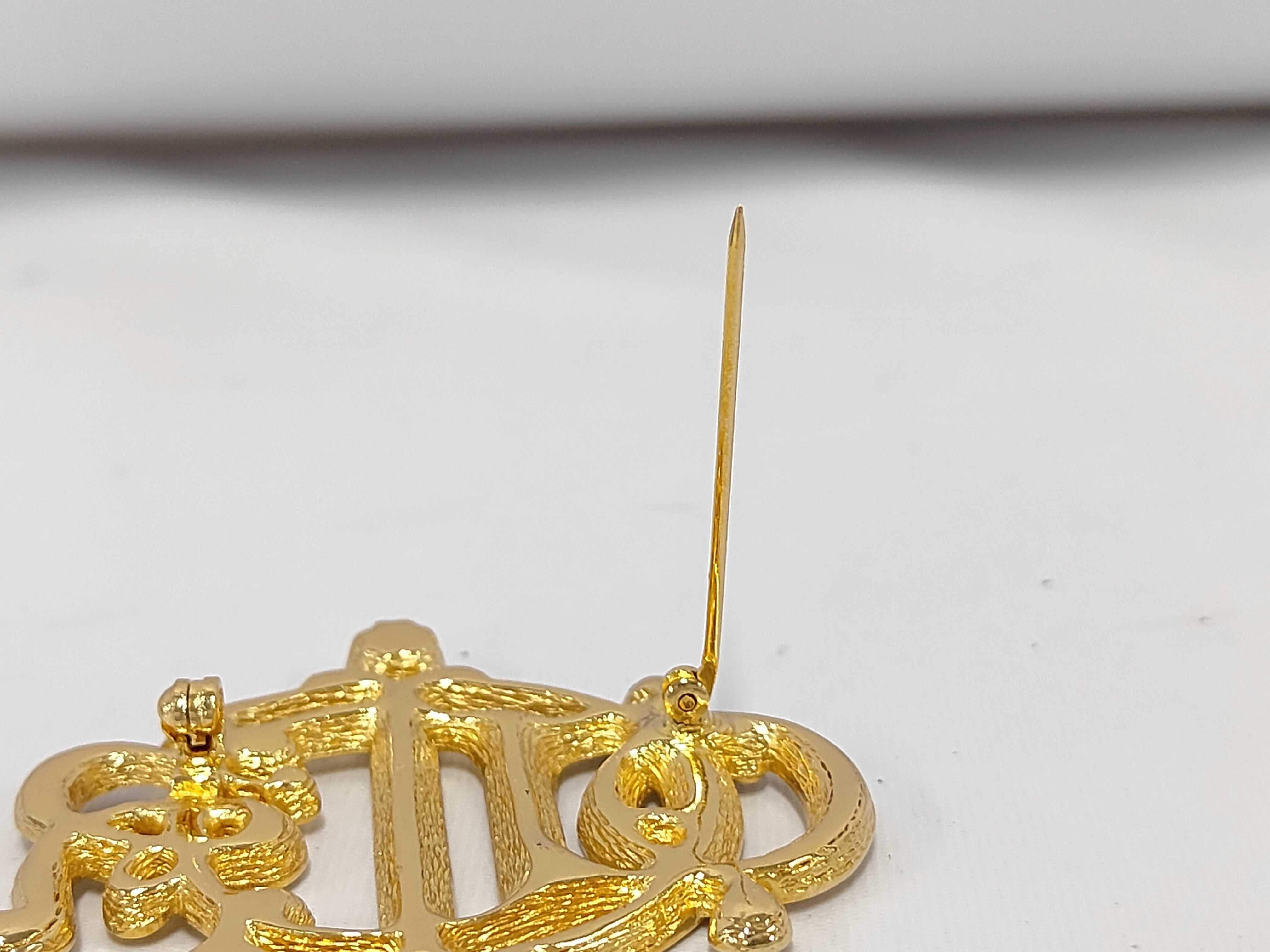 Christian / Brooch / GP Brooch — view 6