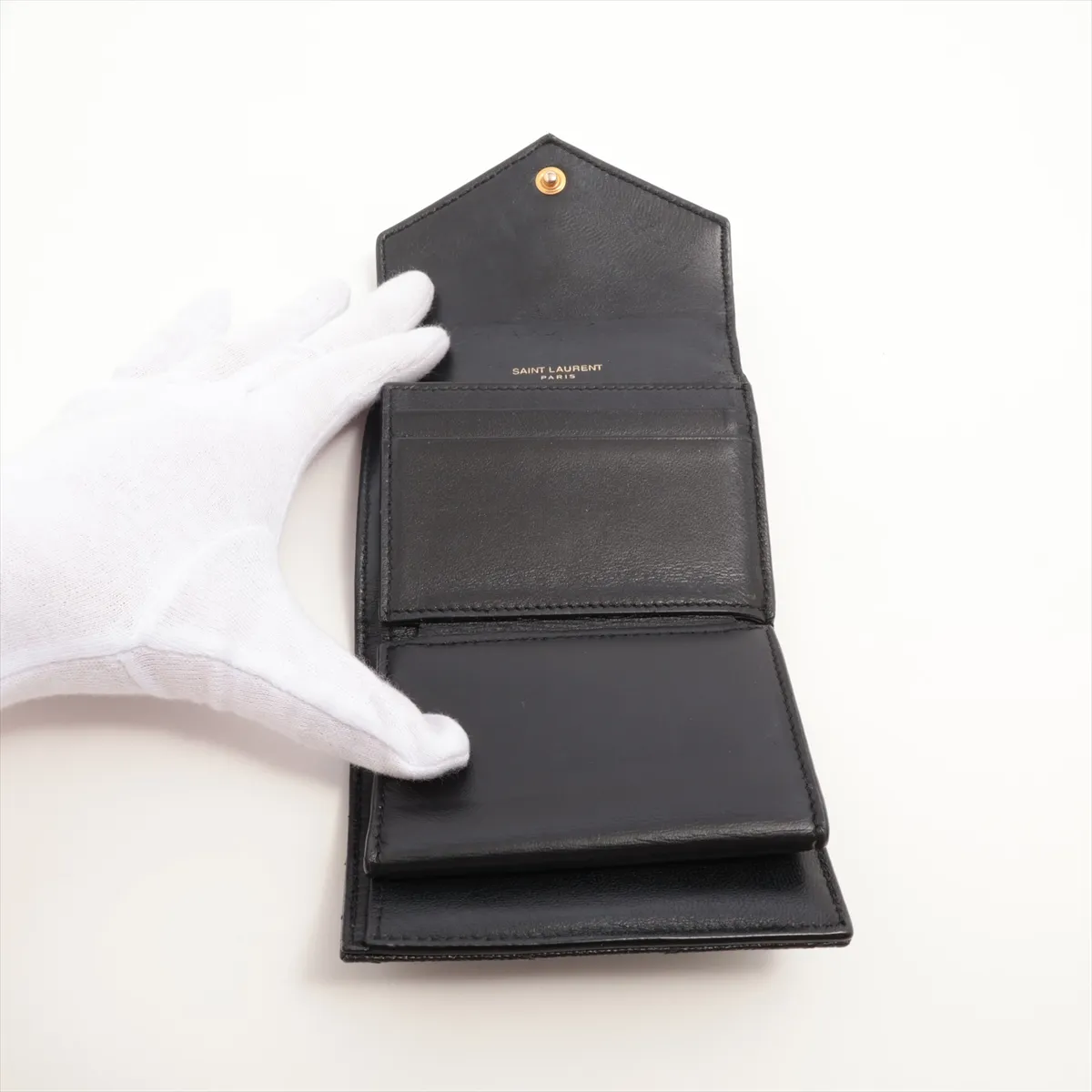 V-stitch YSL logo GNC692061 Leather Compact Wallet Black — view 4