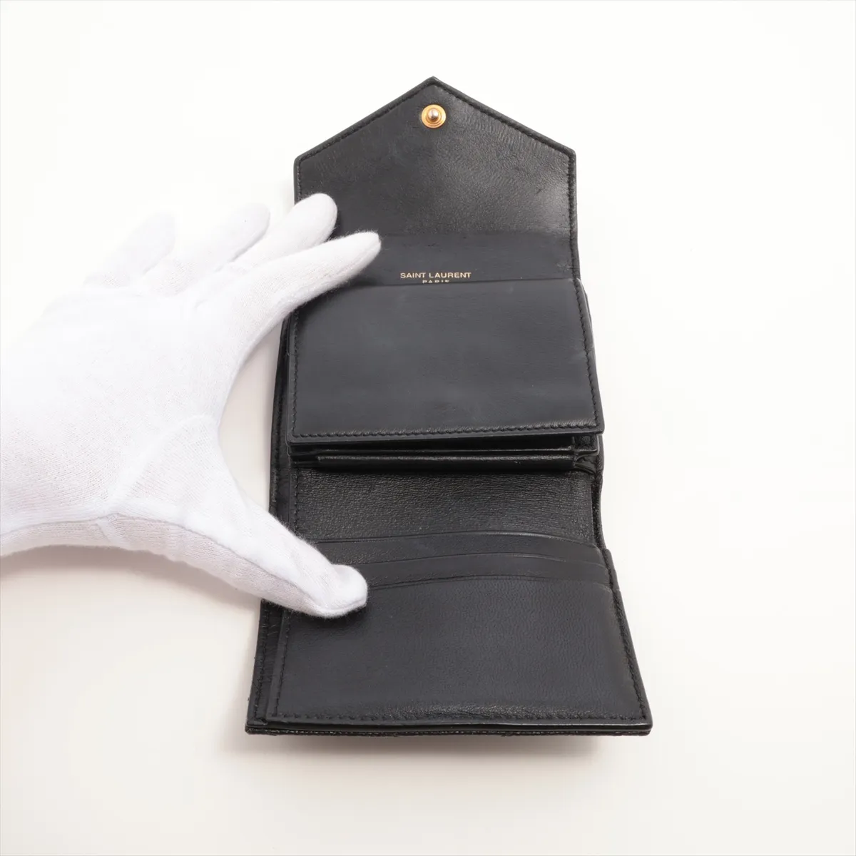 V-stitch YSL logo GNC692061 Leather Compact Wallet Black — view 5