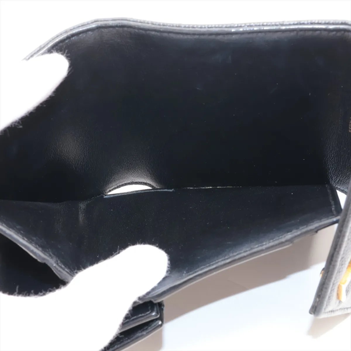 V-stitch YSL logo GNC692061 Leather Compact Wallet Black — view 6