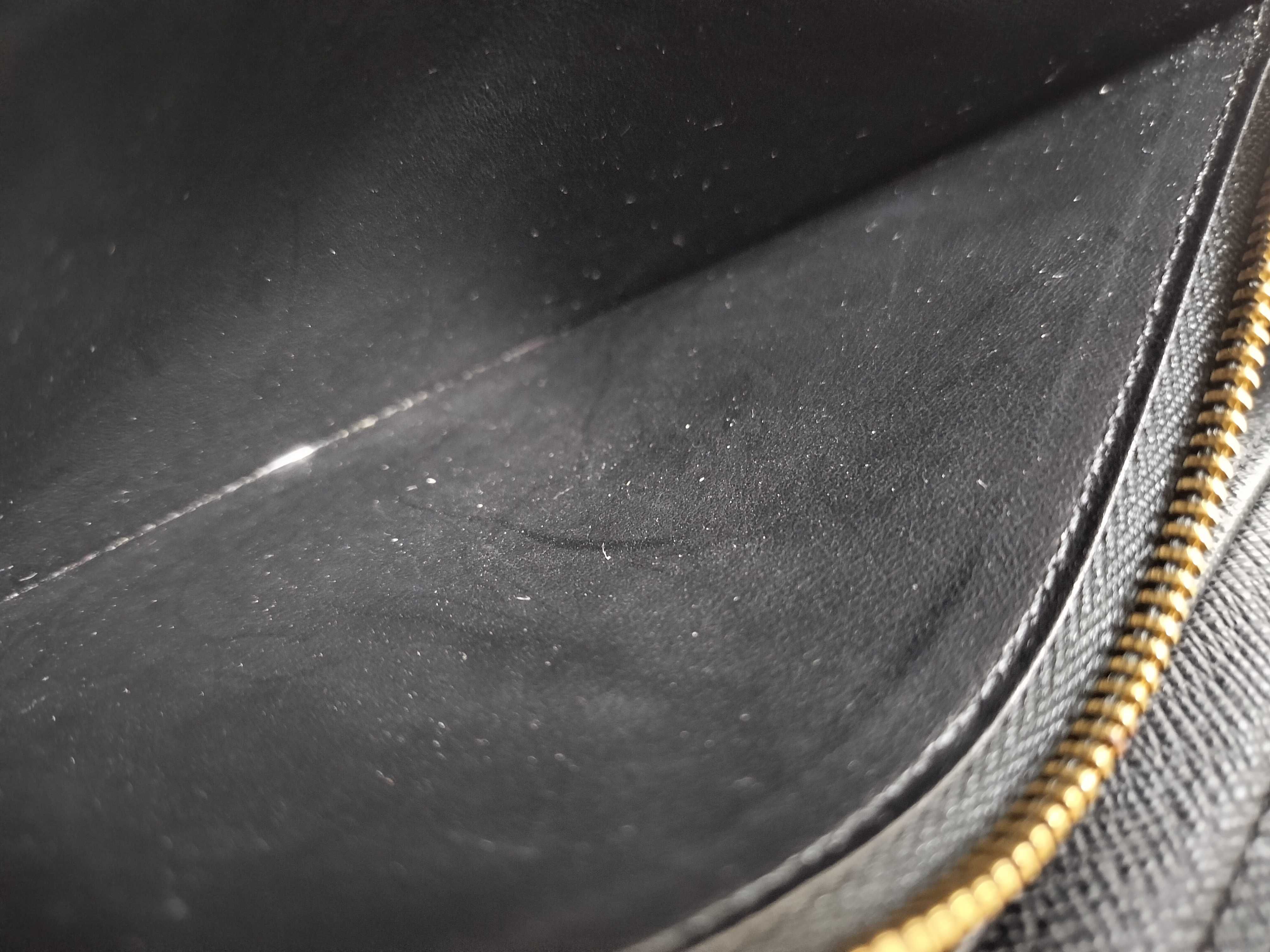 Monogram Louis Vuitton Round Wallet Monogram Giant Wallet — view 8
