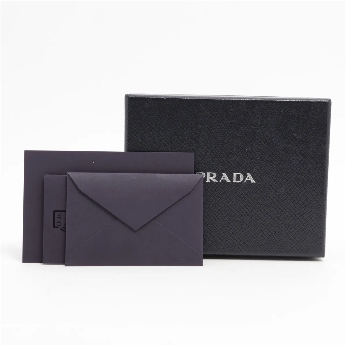 Saffiano Metal 1ML018 Leather Compact Wallet Black — view 8