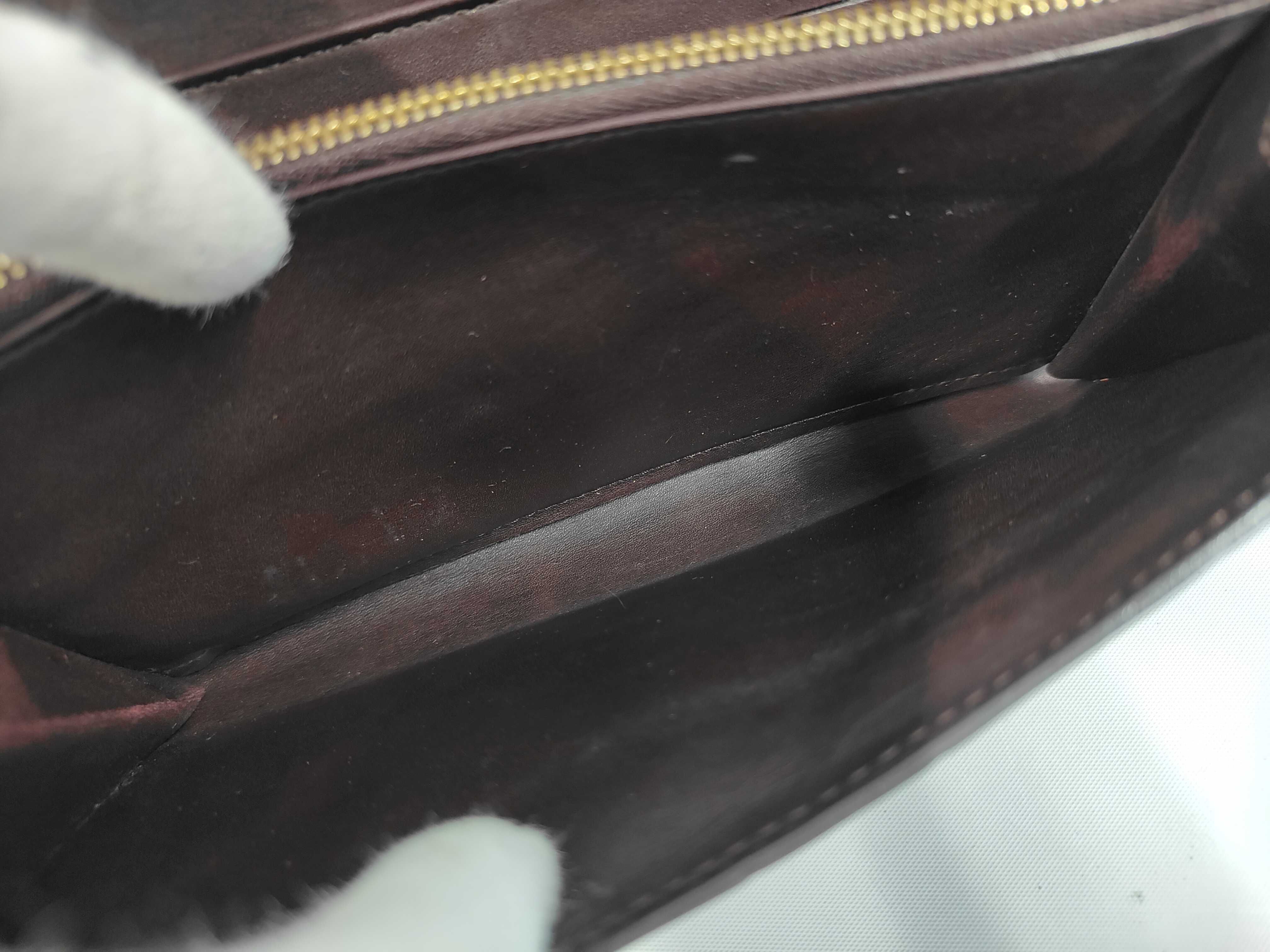M93524 Vernis Portefeuille Sarah Amarante Wallet with Box — view 9