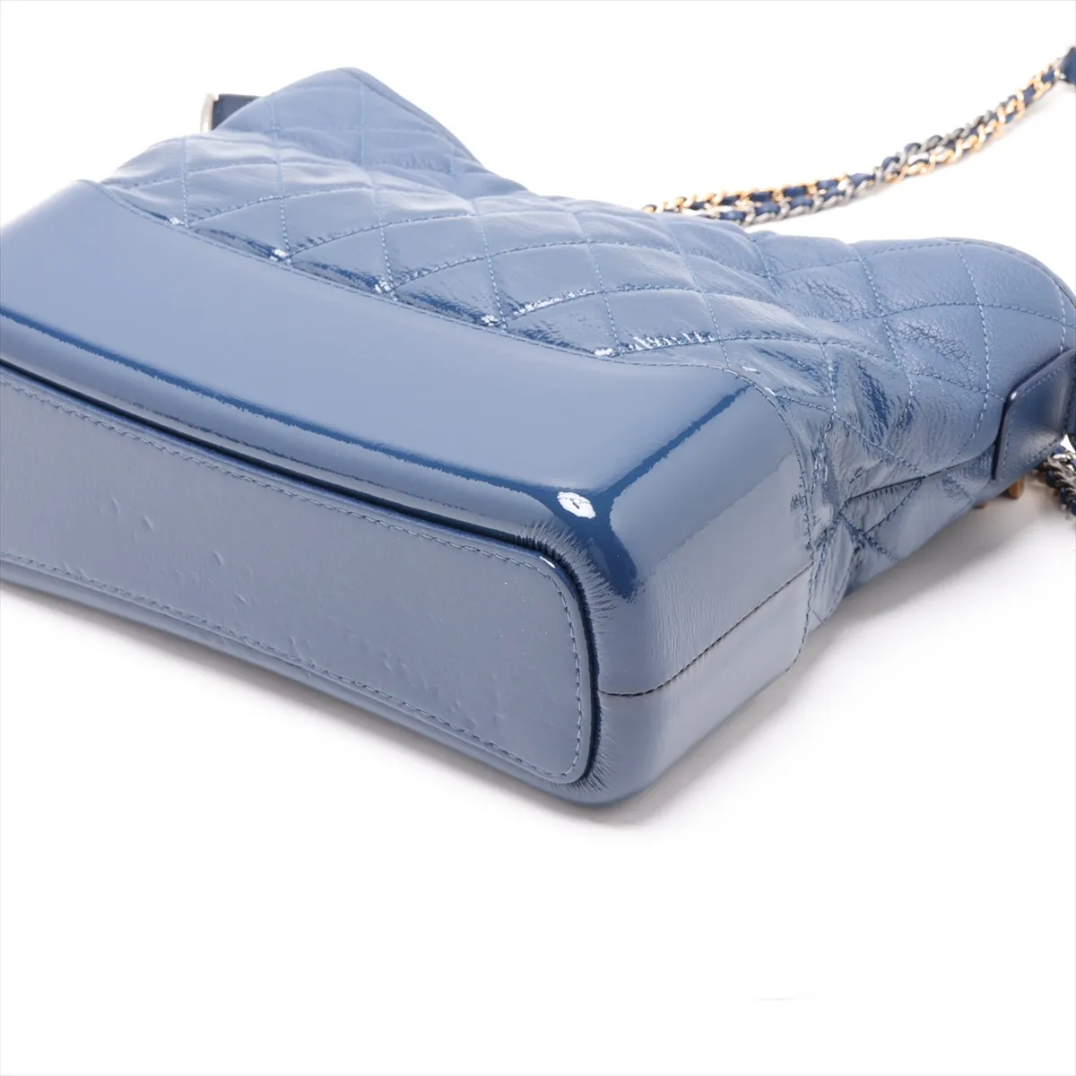 Gabrielle de Chanel Leather x Patent Leather Chain Shoulder Bag, Blue, Gold x Silver Hardware, 25904077, Serial Number 25 — view 3