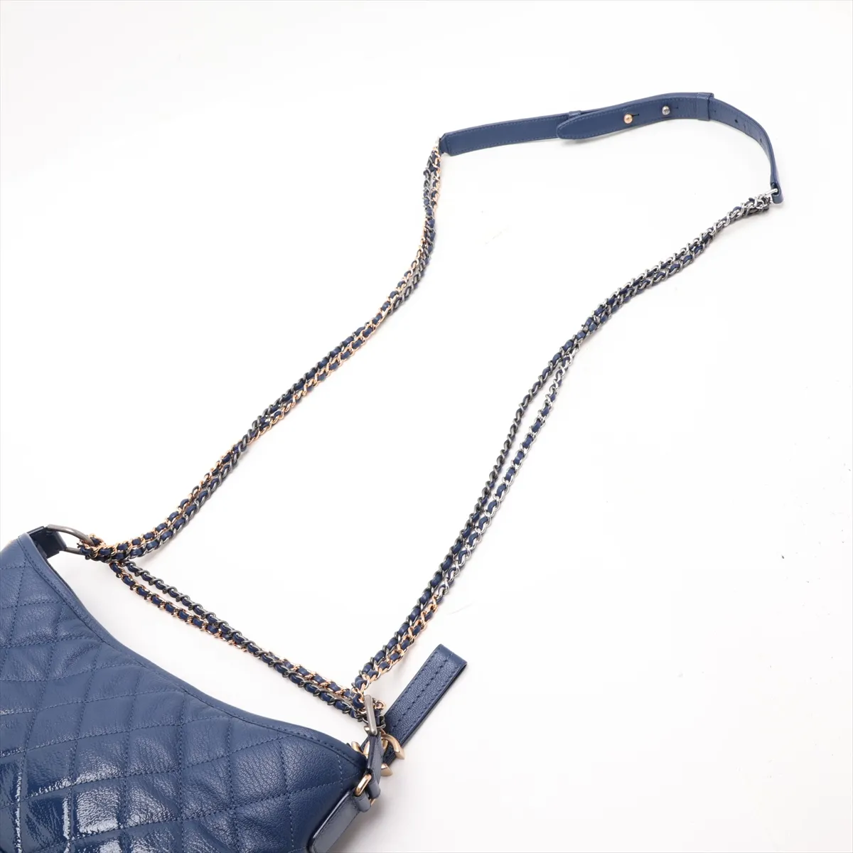 Gabrielle de Chanel Leather x Patent Leather Chain Shoulder Bag, Blue, Gold x Silver Hardware, 25904077, Serial Number 25 — view 5
