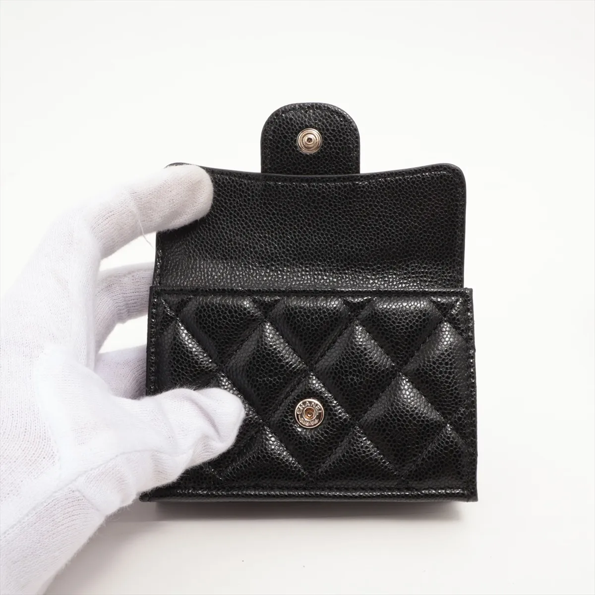 Matelasse Caviar Skin Compact Wallet Black Gold Hardware KC2A07P7 — view 3