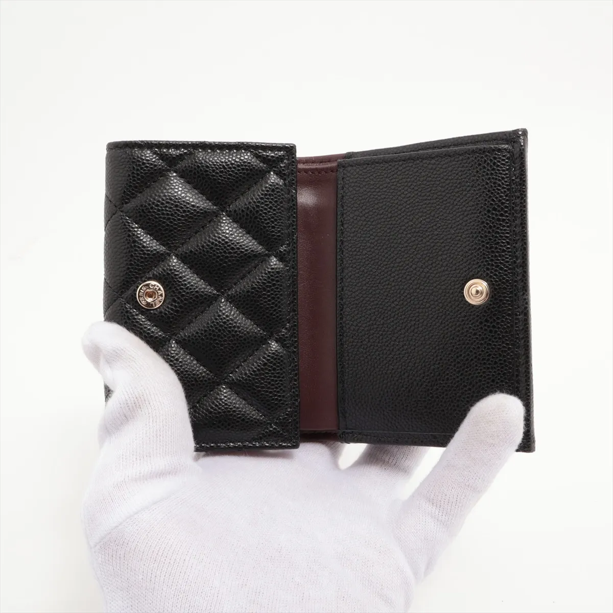 Matelasse Caviar Skin Compact Wallet Black Gold Hardware KC2A07P7 — view 4