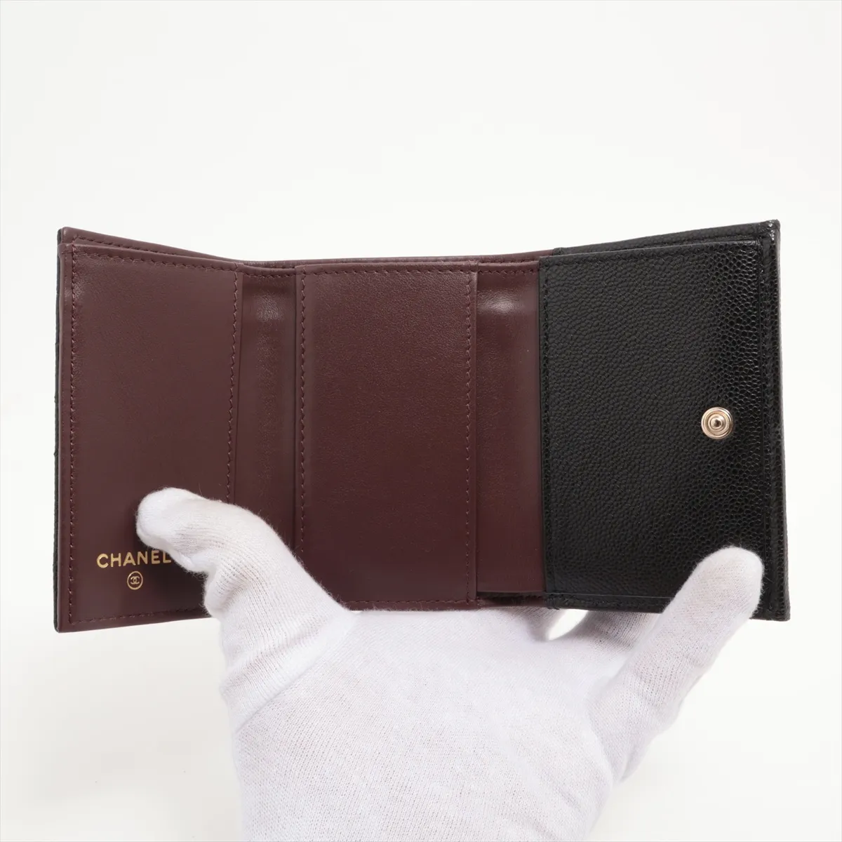 Matelasse Caviar Skin Compact Wallet Black Gold Hardware KC2A07P7 — view 5