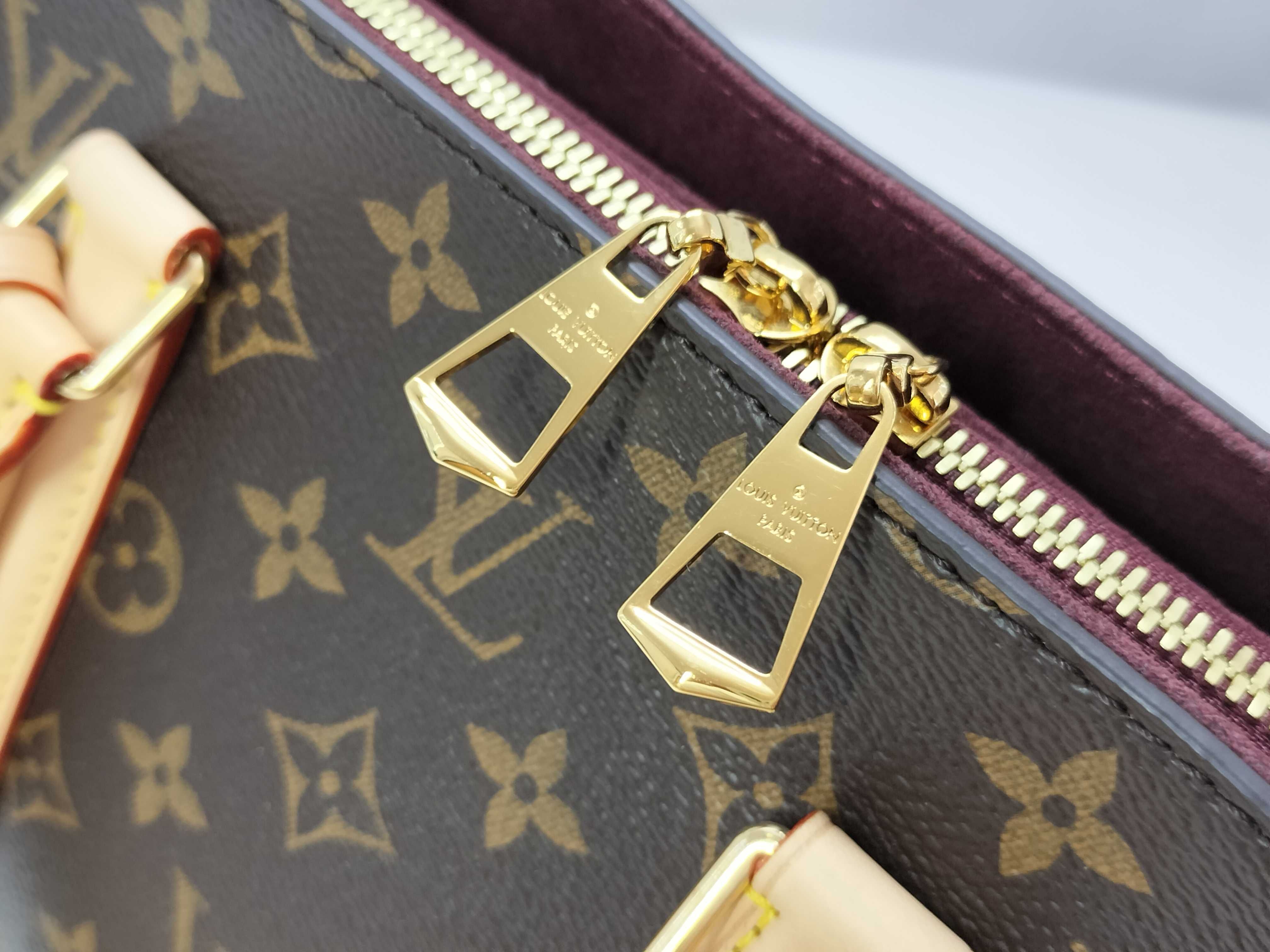 Monogram Soufflot MM M44816 RFID Handbag — view 14