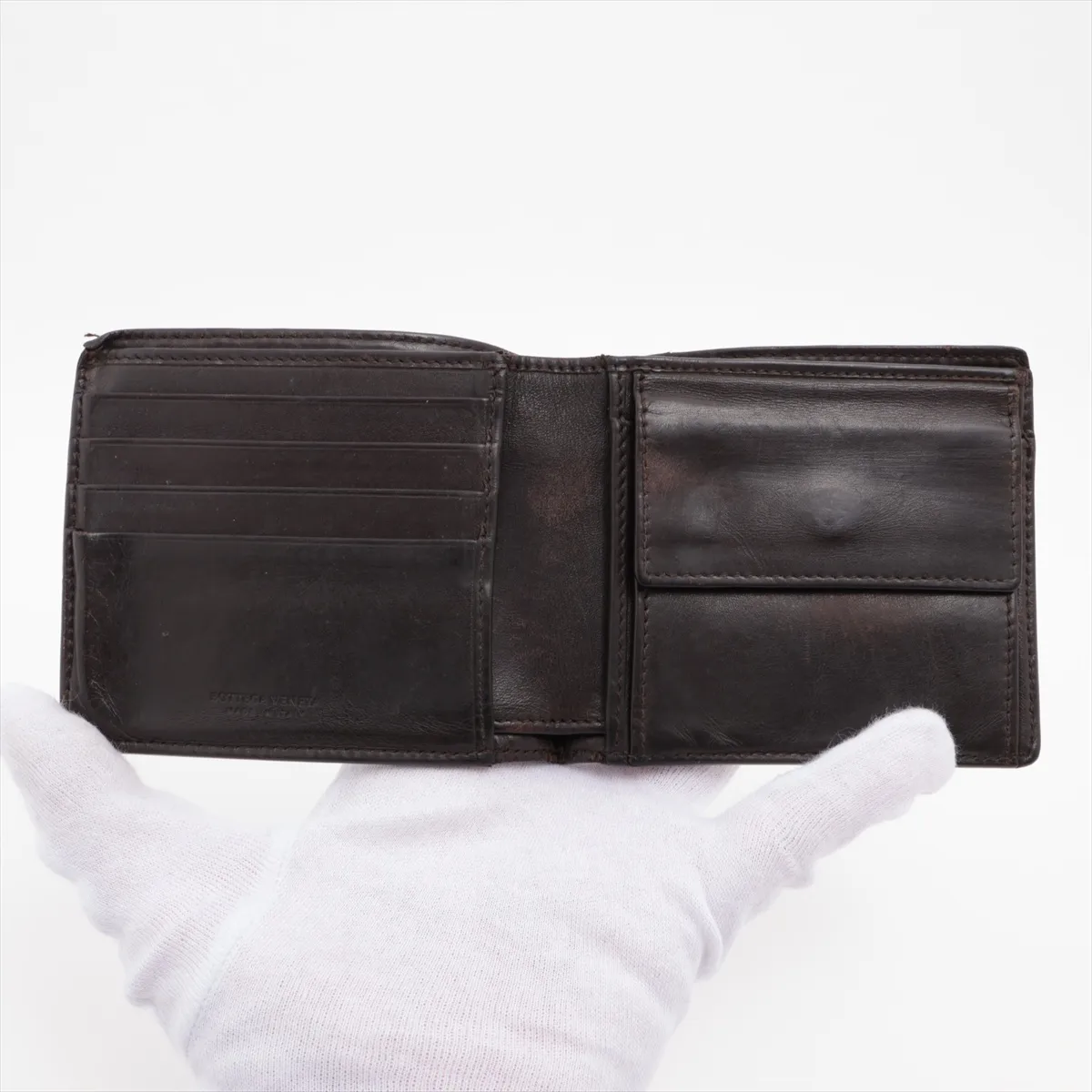 Intrecciato Leather Compact Wallet Brown — view 3
