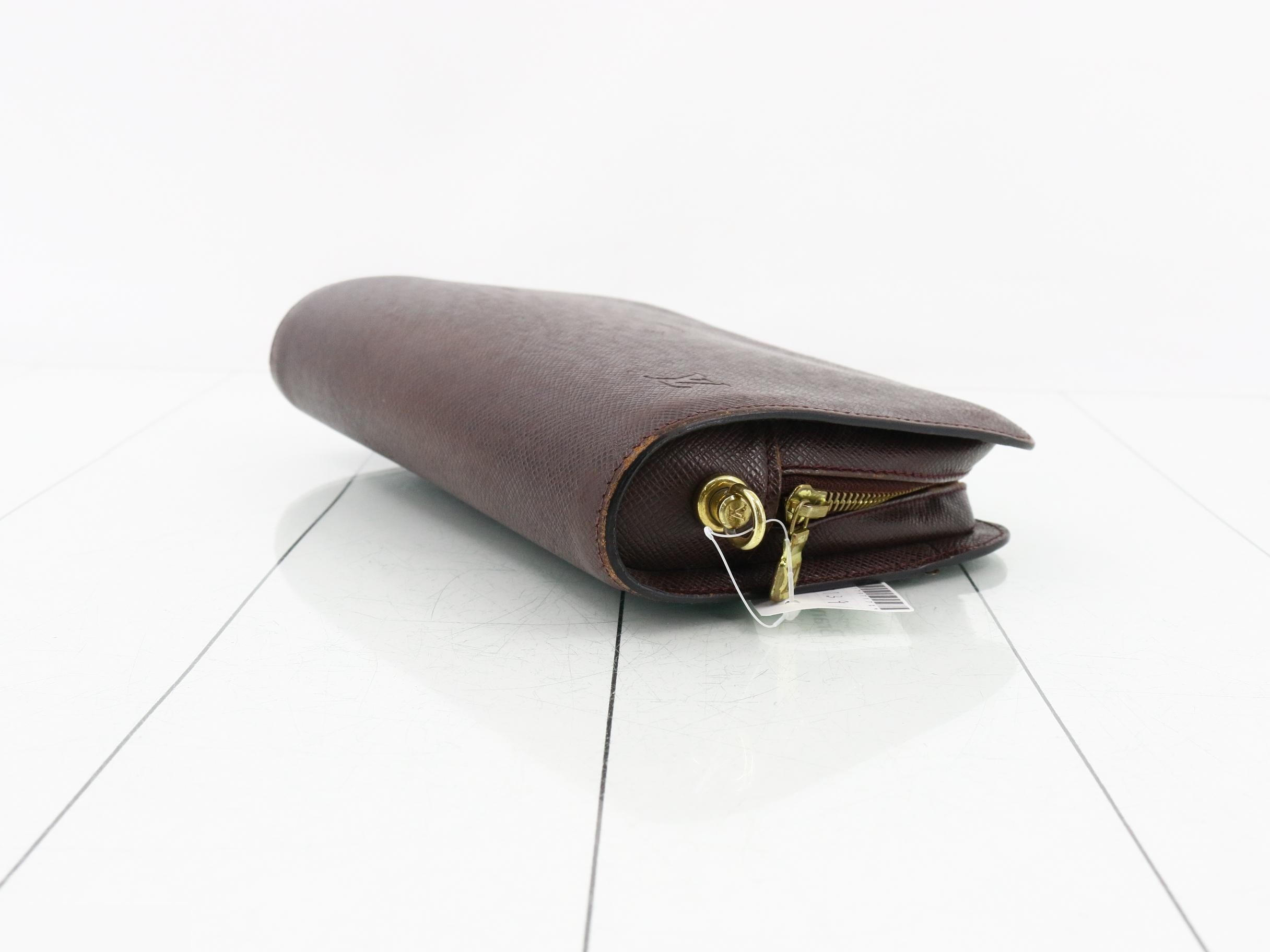 M30186 Taiga Baikal Second Bag Clutch Bag — view 6