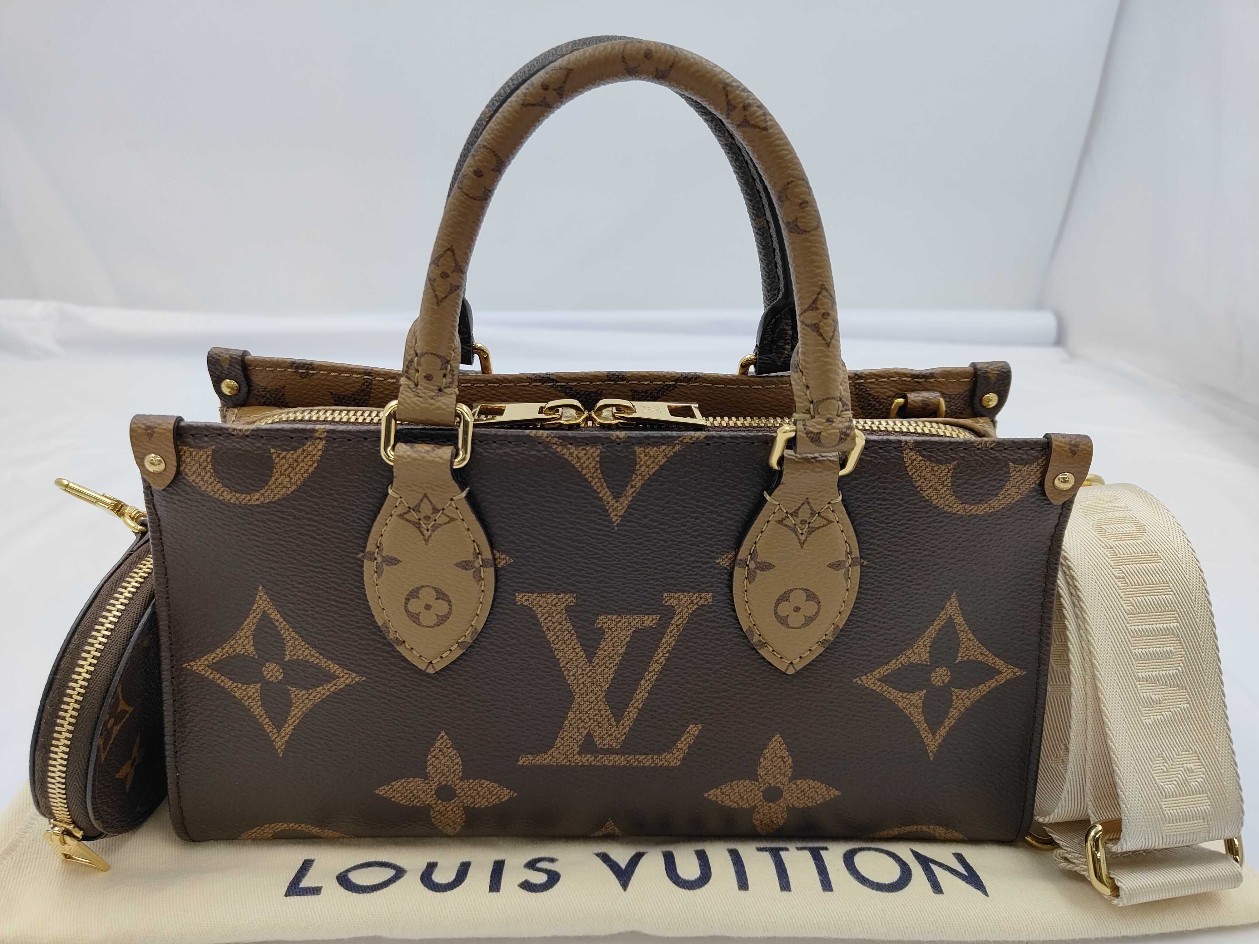 Monogram Giant Reverse OnTheGo EW Handbag M46653 RFID Shoulder Strap