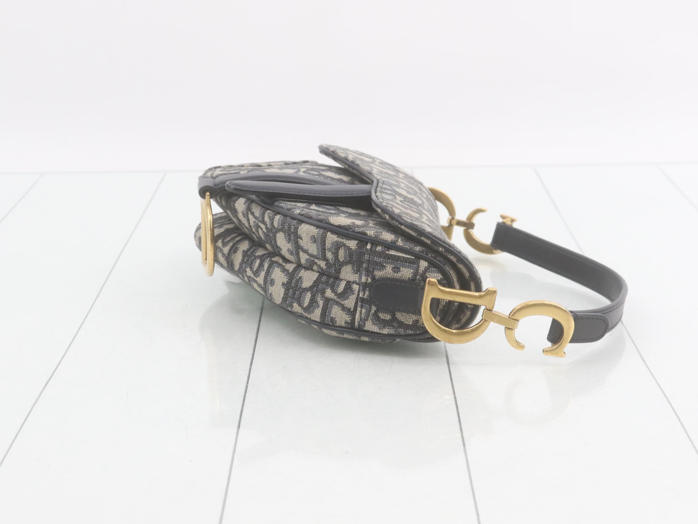 Saddlebag Oblique Handbag — view 3