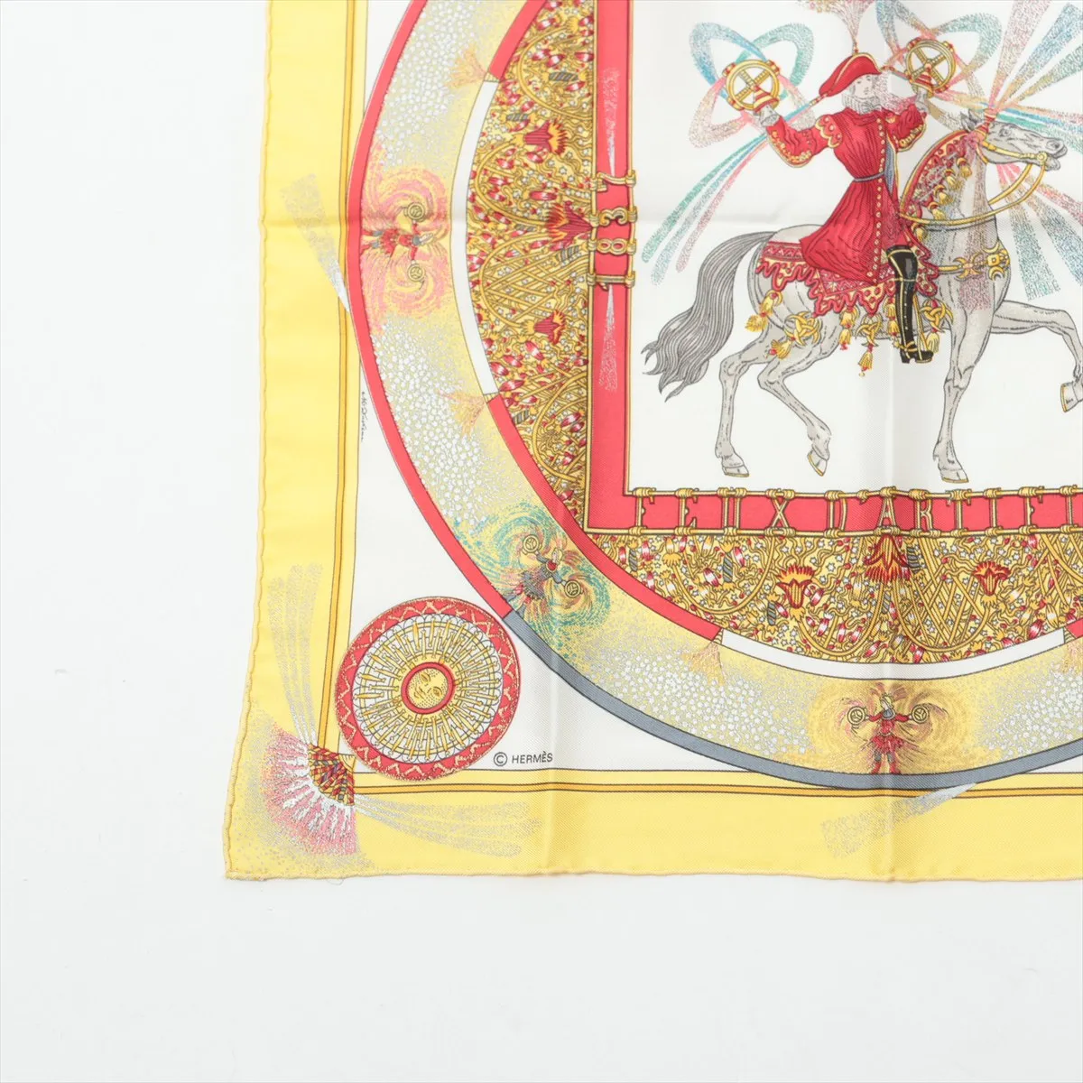 Carre 45 FEUX D’ARTIFICE Fire of Art Scarf Silk Yellow — view 5