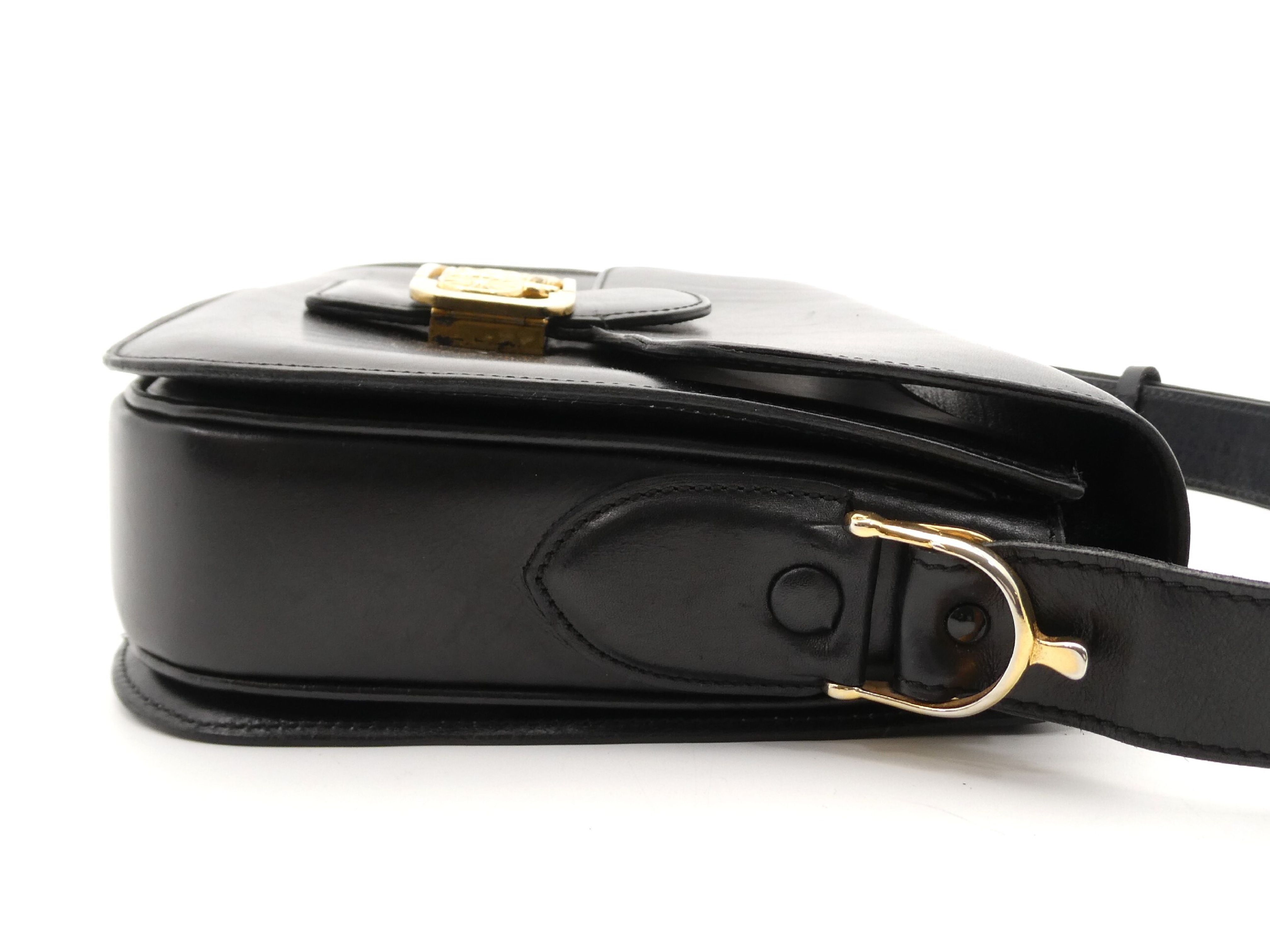 leather shoulder bag with carriage hardware — view 4