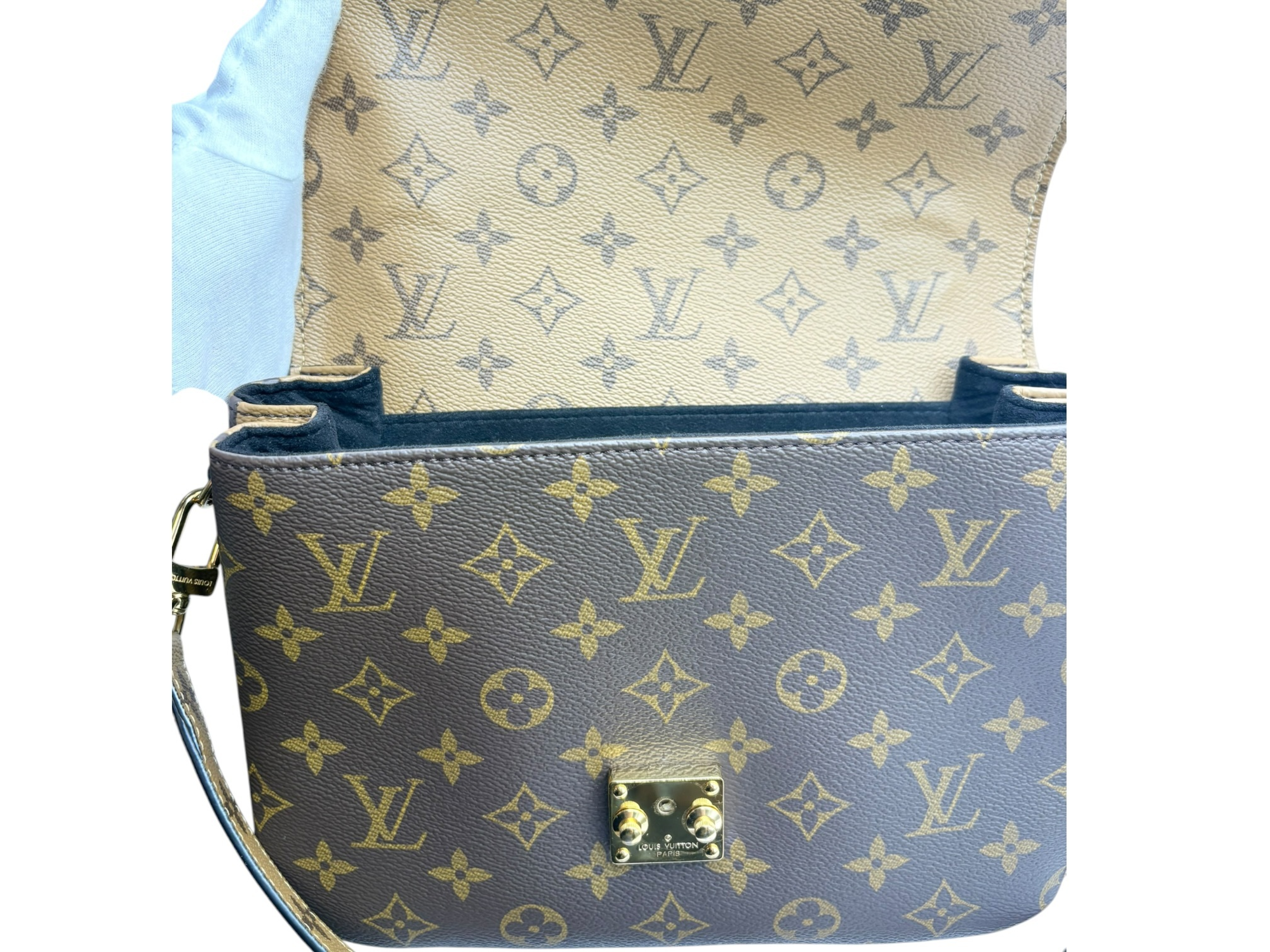 Monogram Reverse Pochette Metis MM M44876 Brown Shoulder Bag — view 6