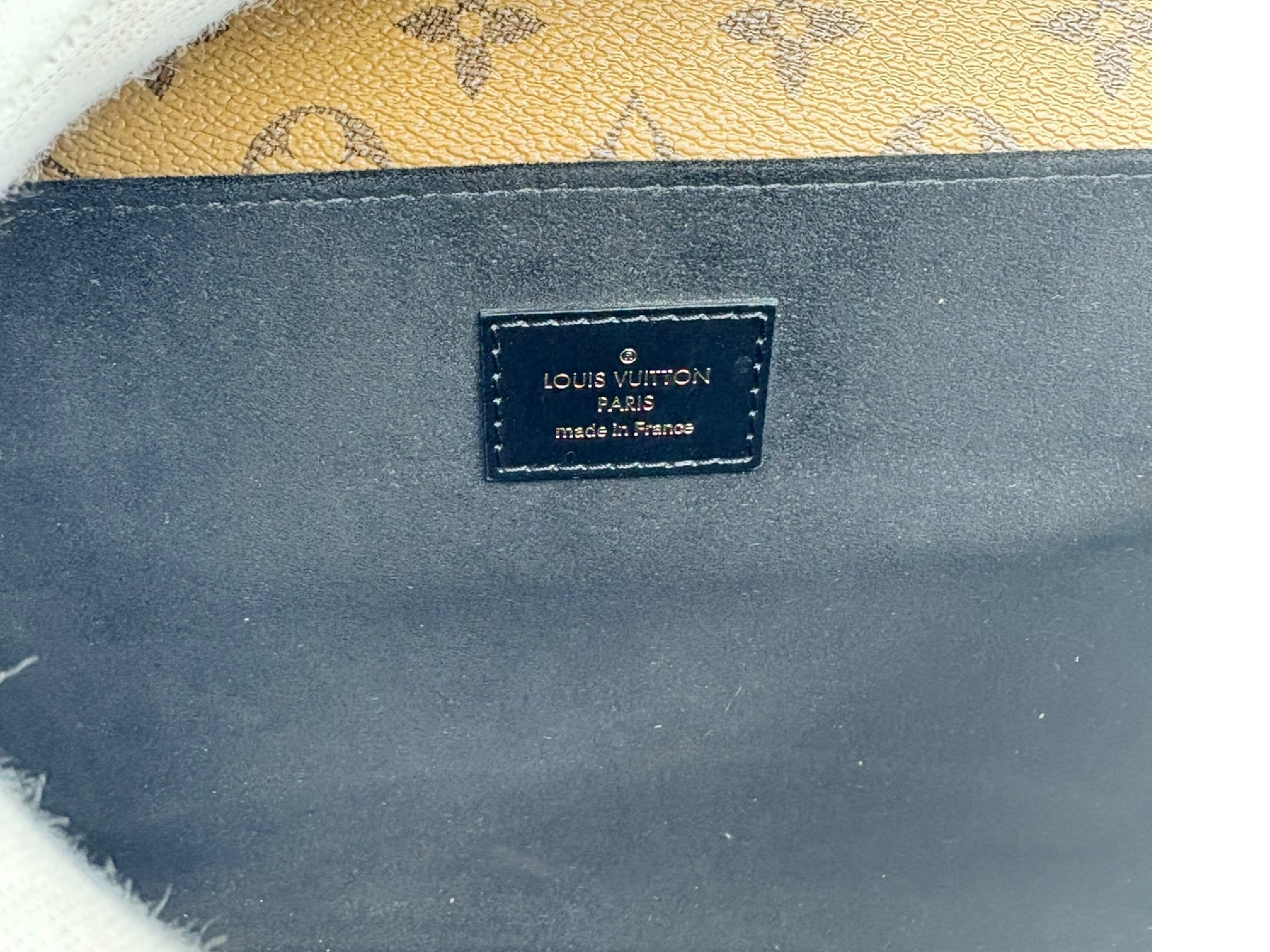 Monogram Reverse Pochette Metis MM M44876 Brown Shoulder Bag — view 8