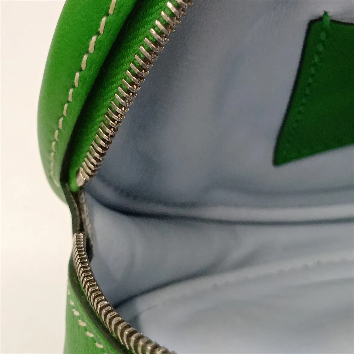 In the Loop Verso, Veau Swift, Bamboo x Blue Plume, Silver Hardware, Year: 2020 — view 11