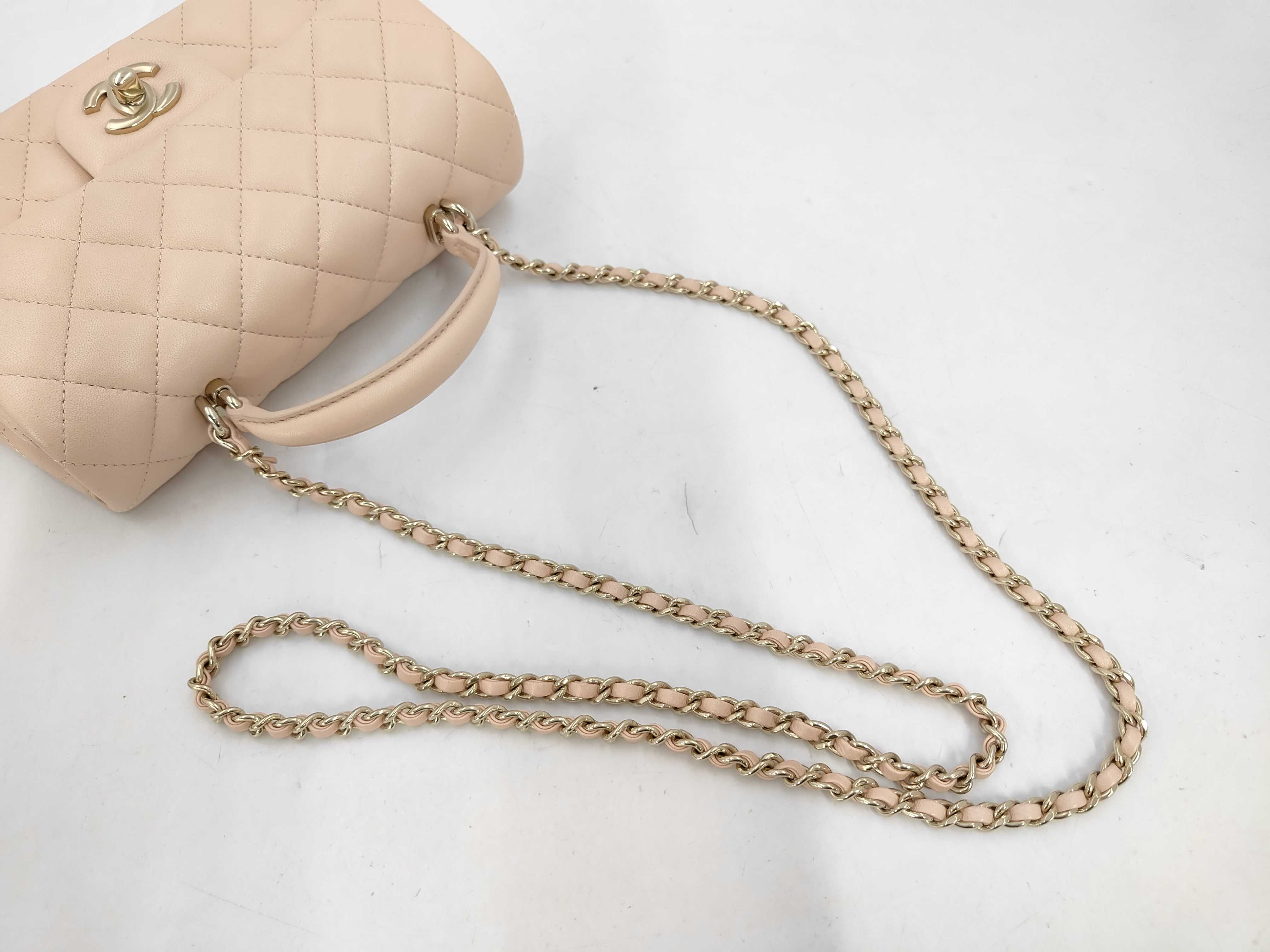 Matelassé Top Handle 2-Way Shoulder Bag, Lambskin, Beige, with Plate. — view 5