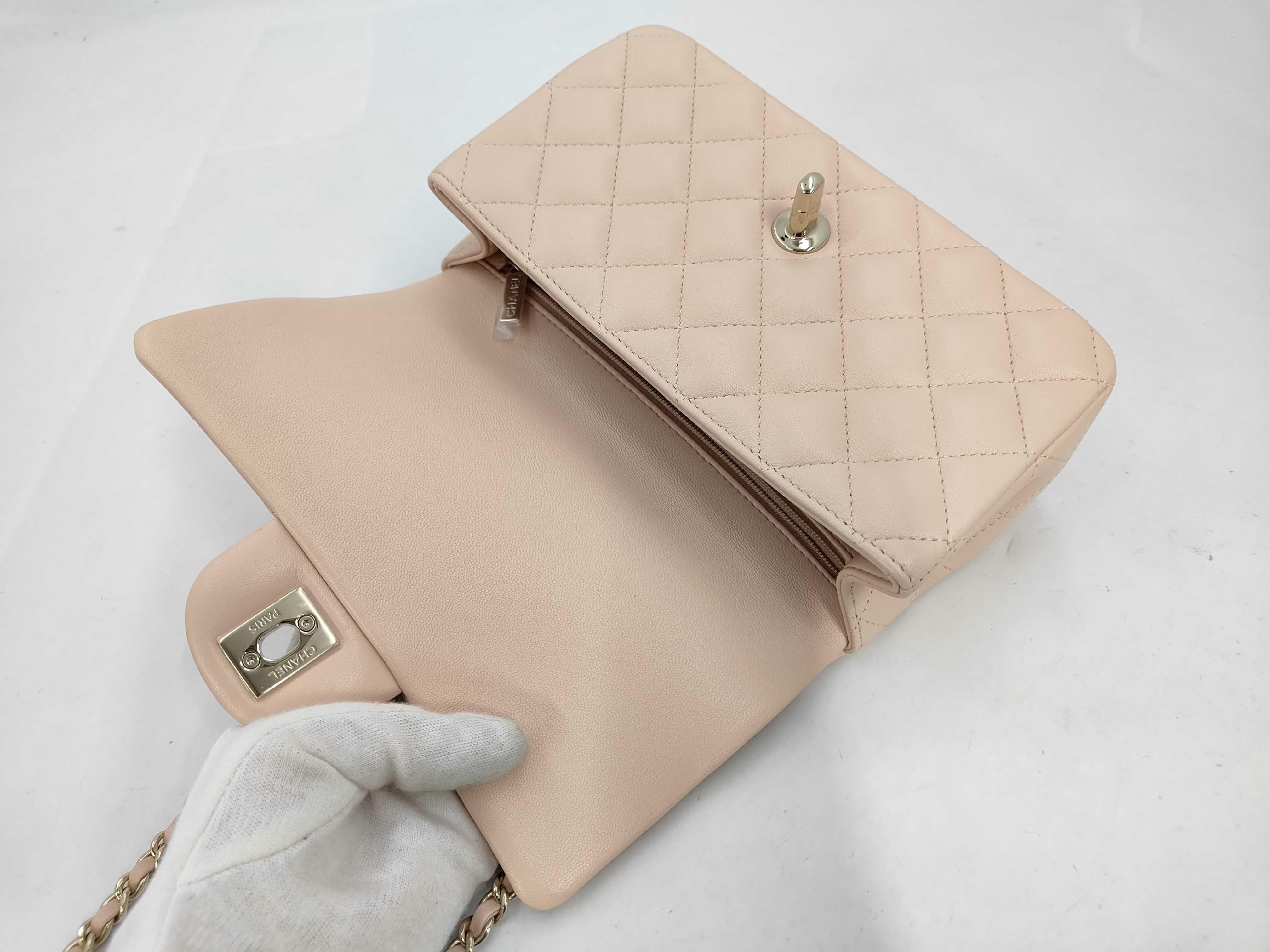 Matelassé Top Handle 2-Way Shoulder Bag, Lambskin, Beige, with Plate. — view 8