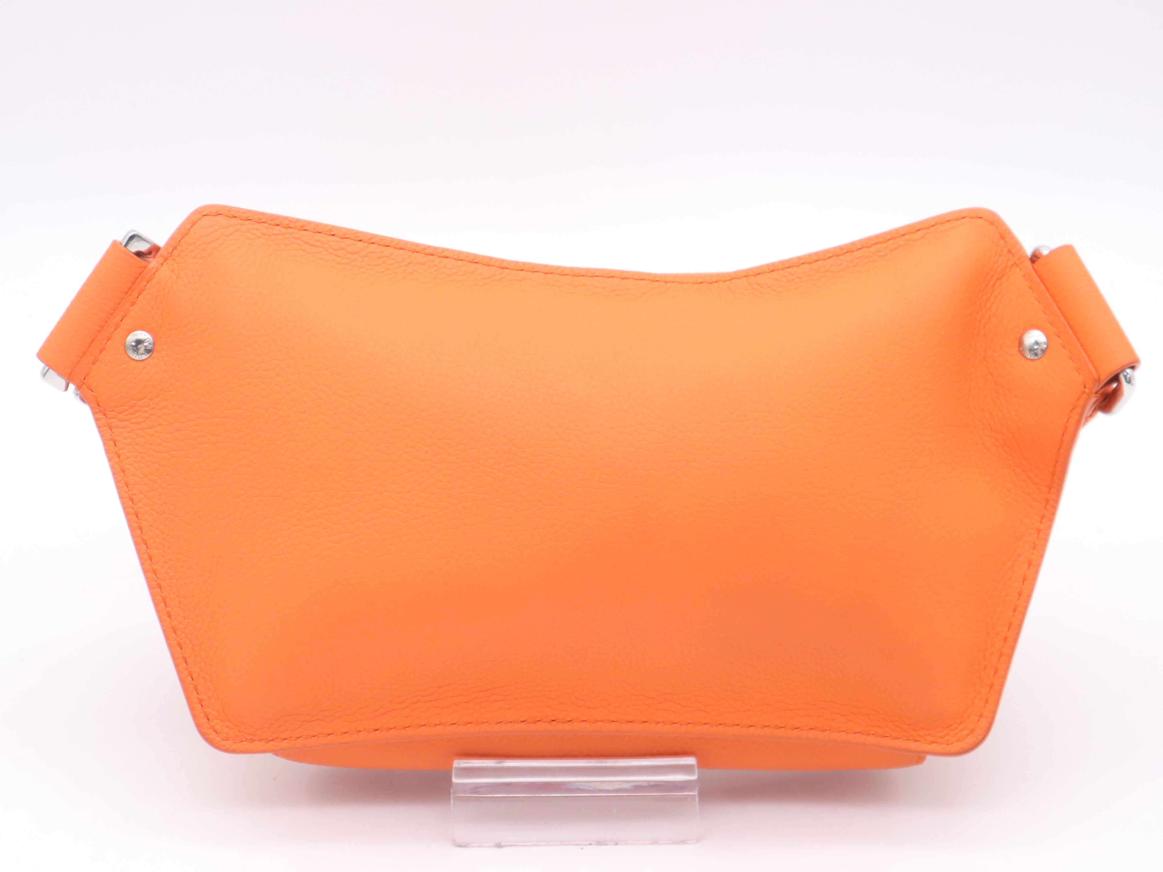 M59625 LV Aerogram Bum Bag NV RFID Verified Waist Bag — view 2
