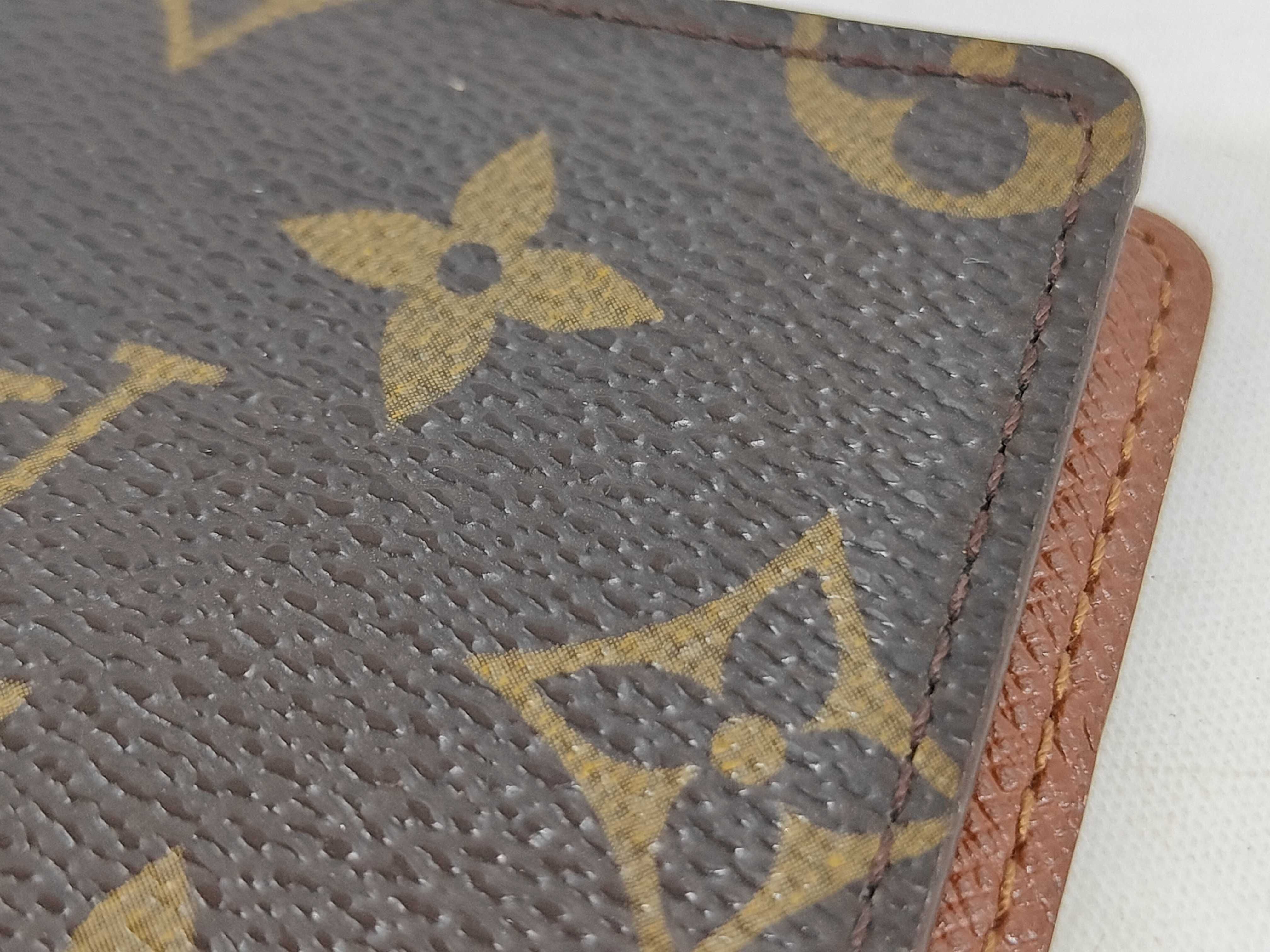 Monogram R20503 Agenda Posh Wallet — view 10