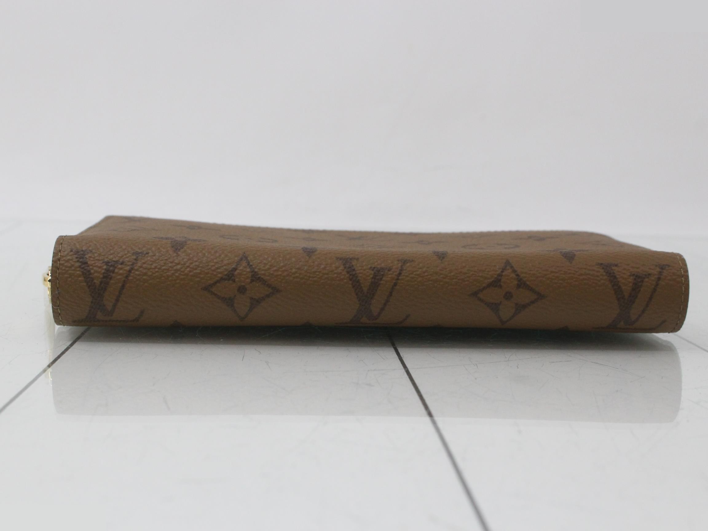 Zippy Wallet M82444, Unused, Retail Price ¥122,100 — view 3