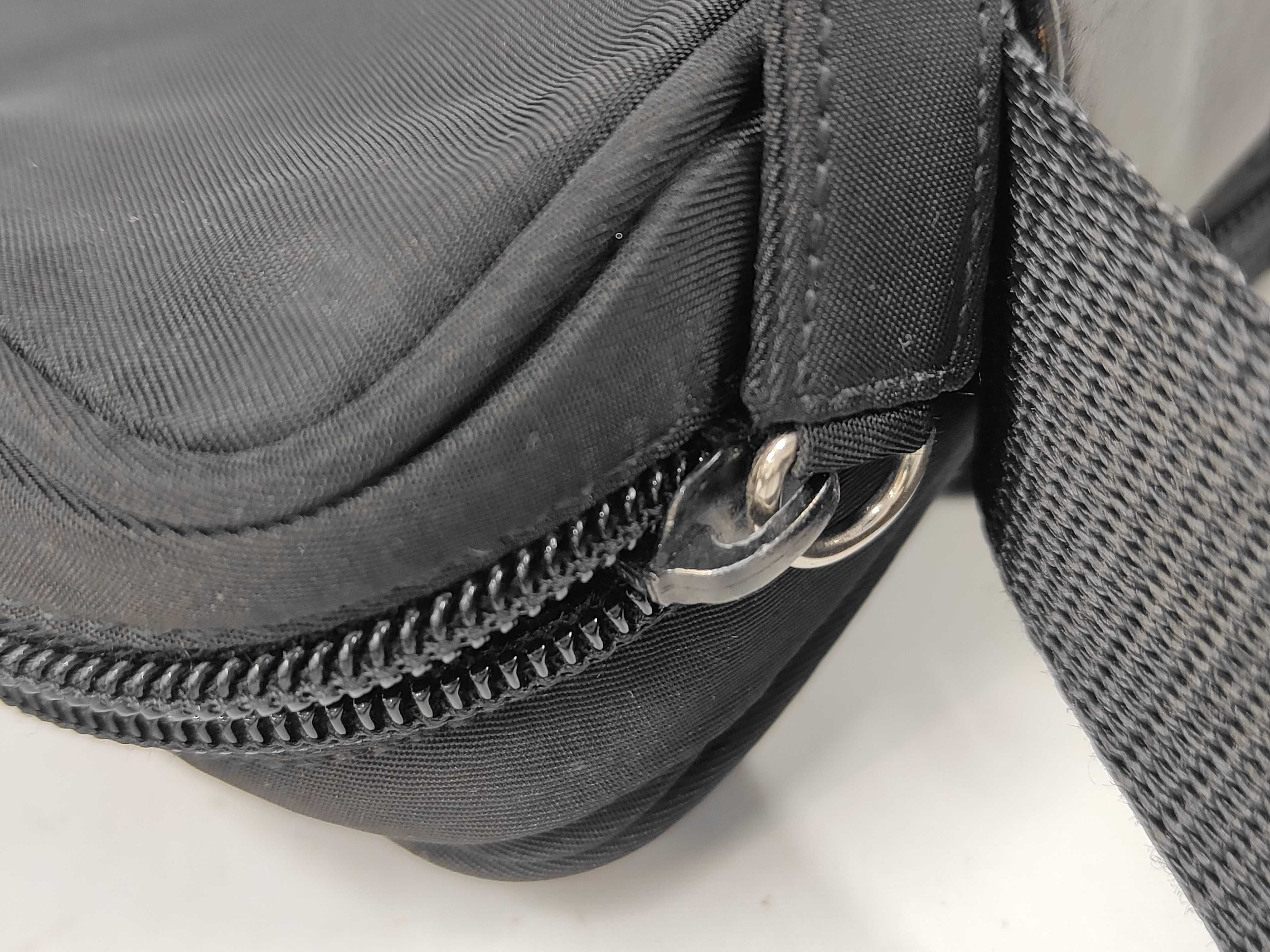 BT0169 Plate Logo Amazon Shoulder Bag Nylon Black Shoulder Bag — view 8