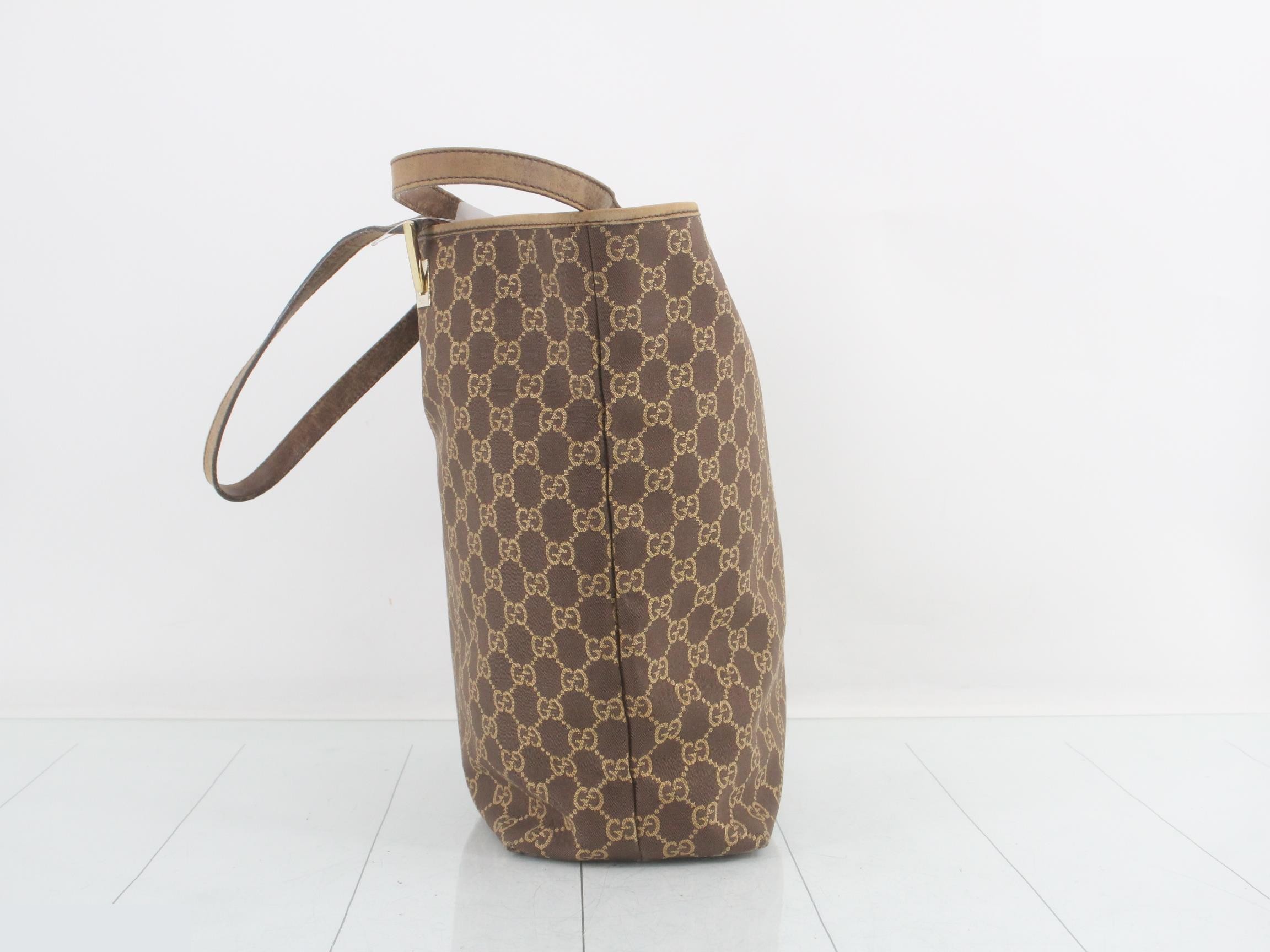 GG canvas (bag)/handbag — view 4