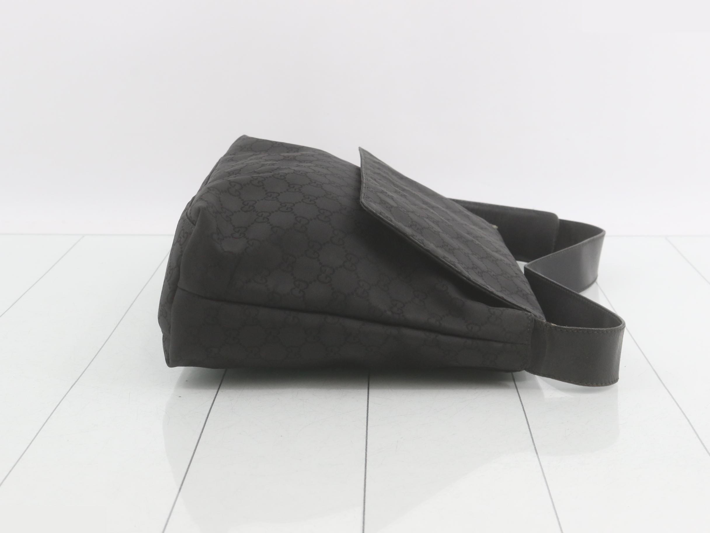 GG Canvas (Bag) - Shoulder Bag — view 3
