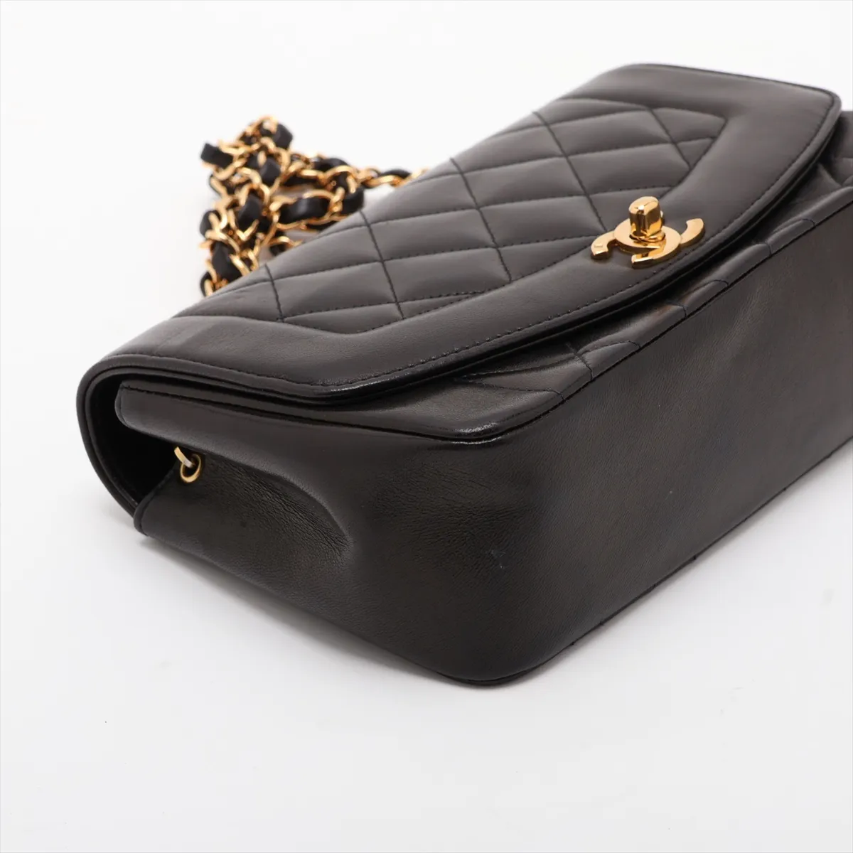 Matelassé Lambskin Single Flap Single Chain Bag, Diana Flap, Black with Gold Hardware, 3156526, Series 3 — view 4