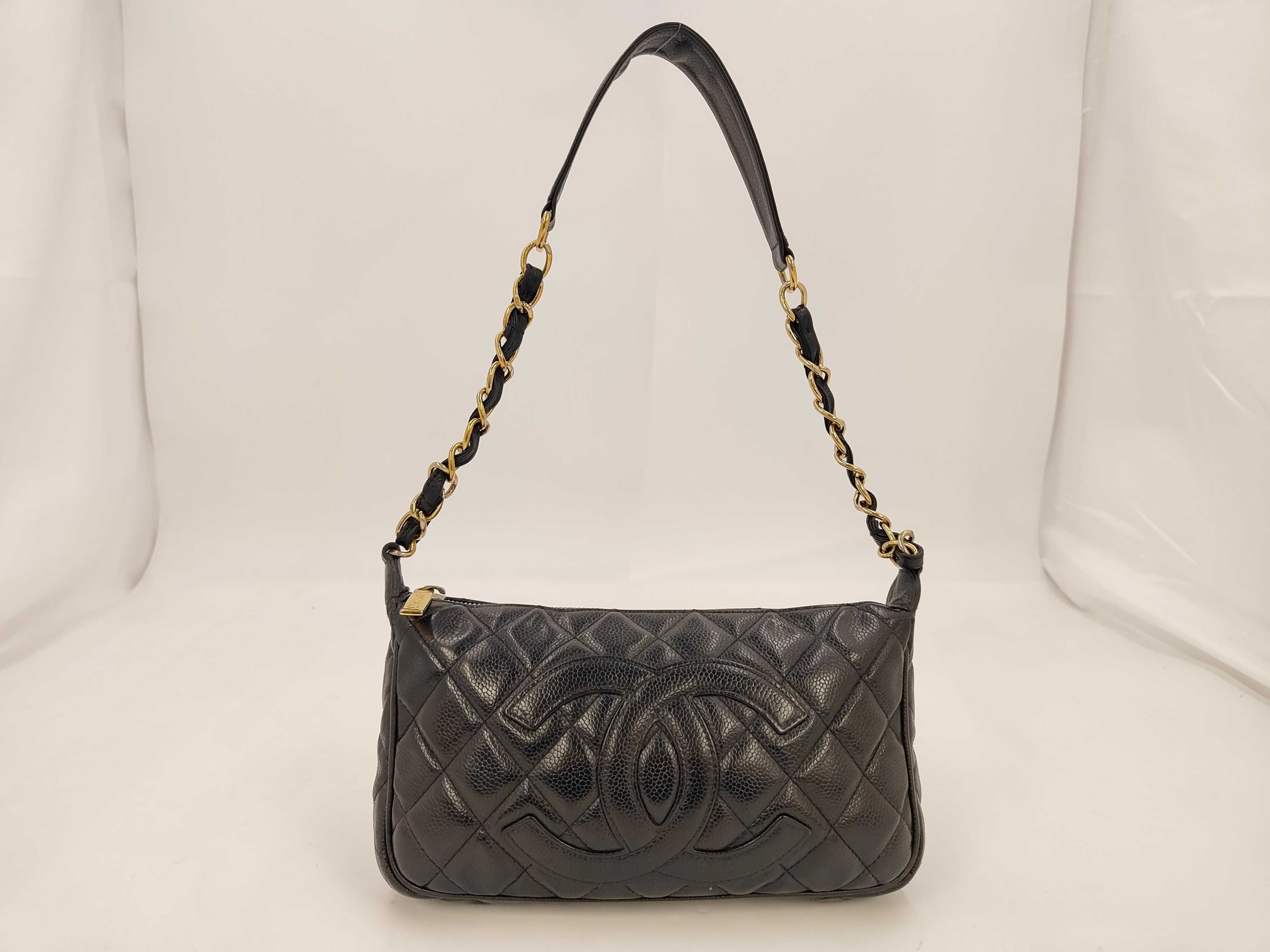 Matelassé Caviar Skin Shoulder Bag, Black