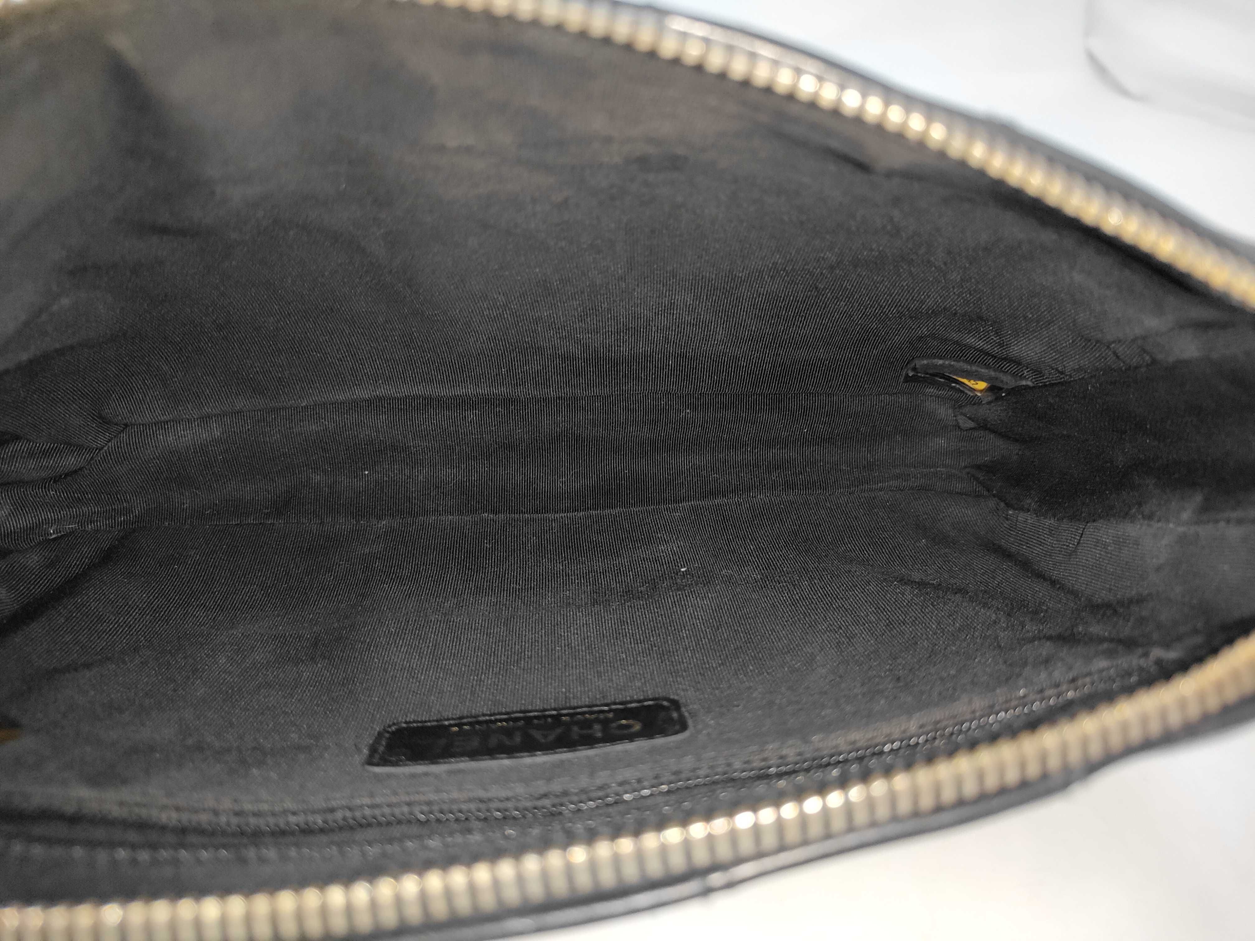 Matelassé Caviar Skin Shoulder Bag, Black — view 9