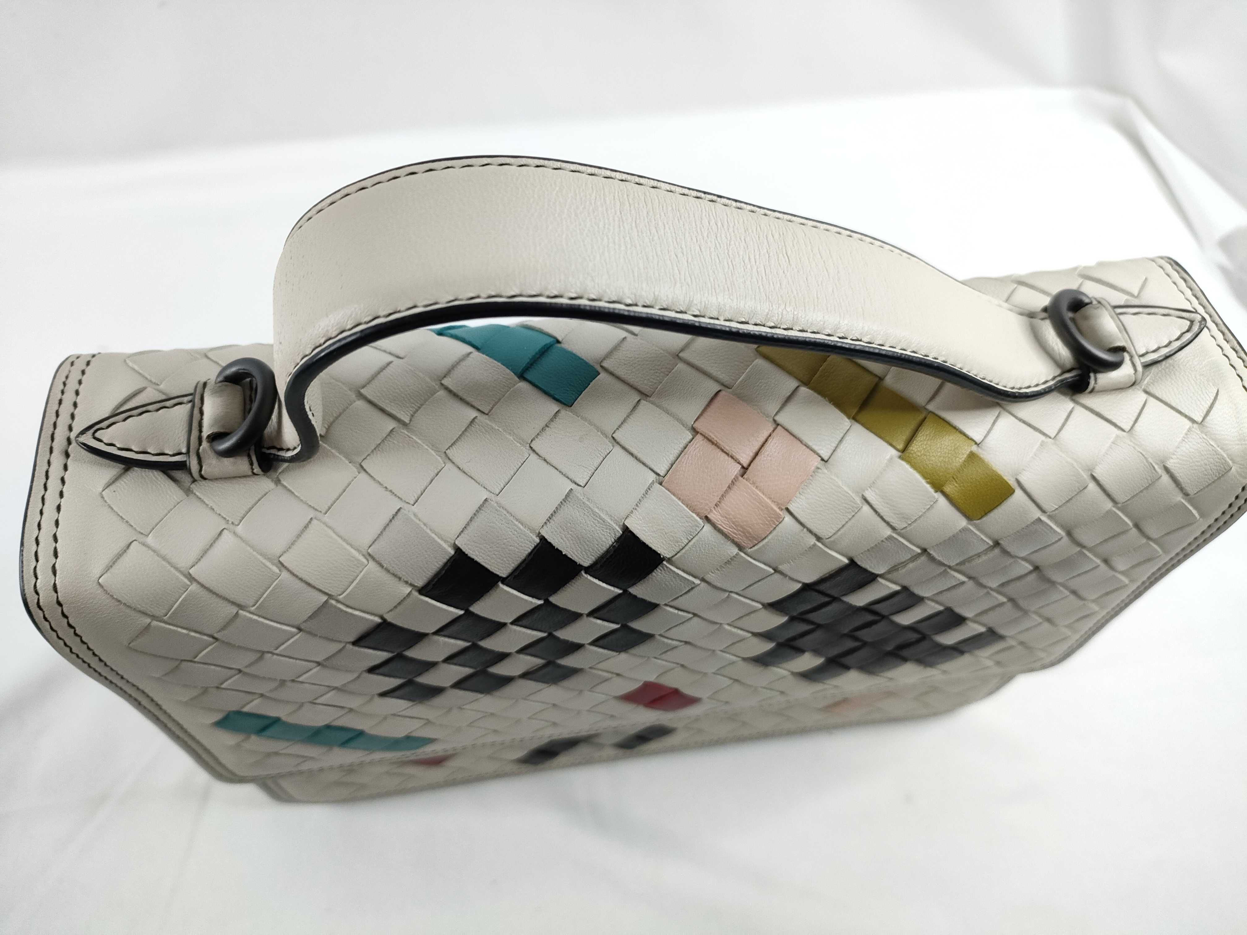 BV Braided Handbag Shoulder Bag Handbag — view 6