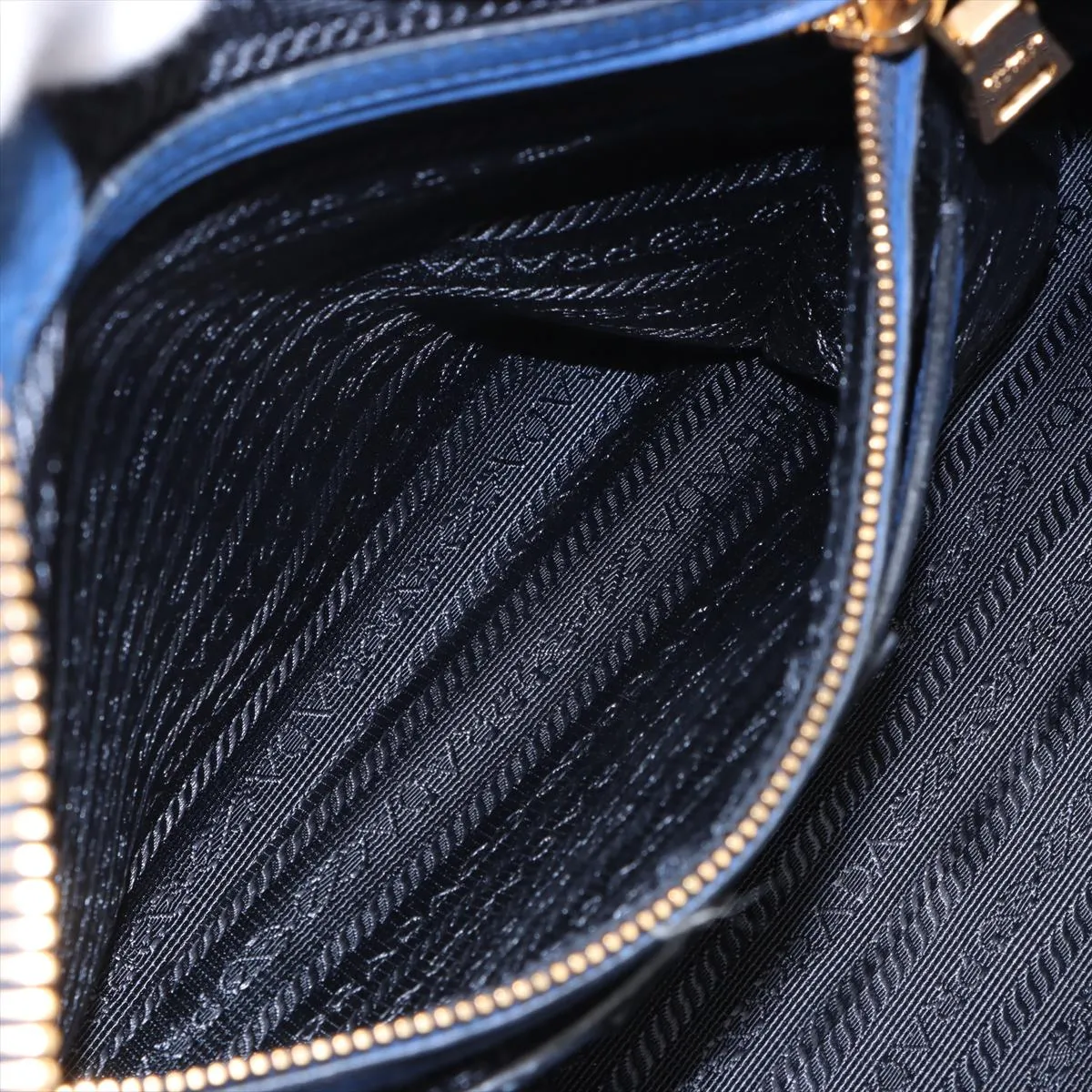 Vitello Daino Leather 2-Way Handbag, Blue BL0805, Unsigned Guarantee Card — view 9
