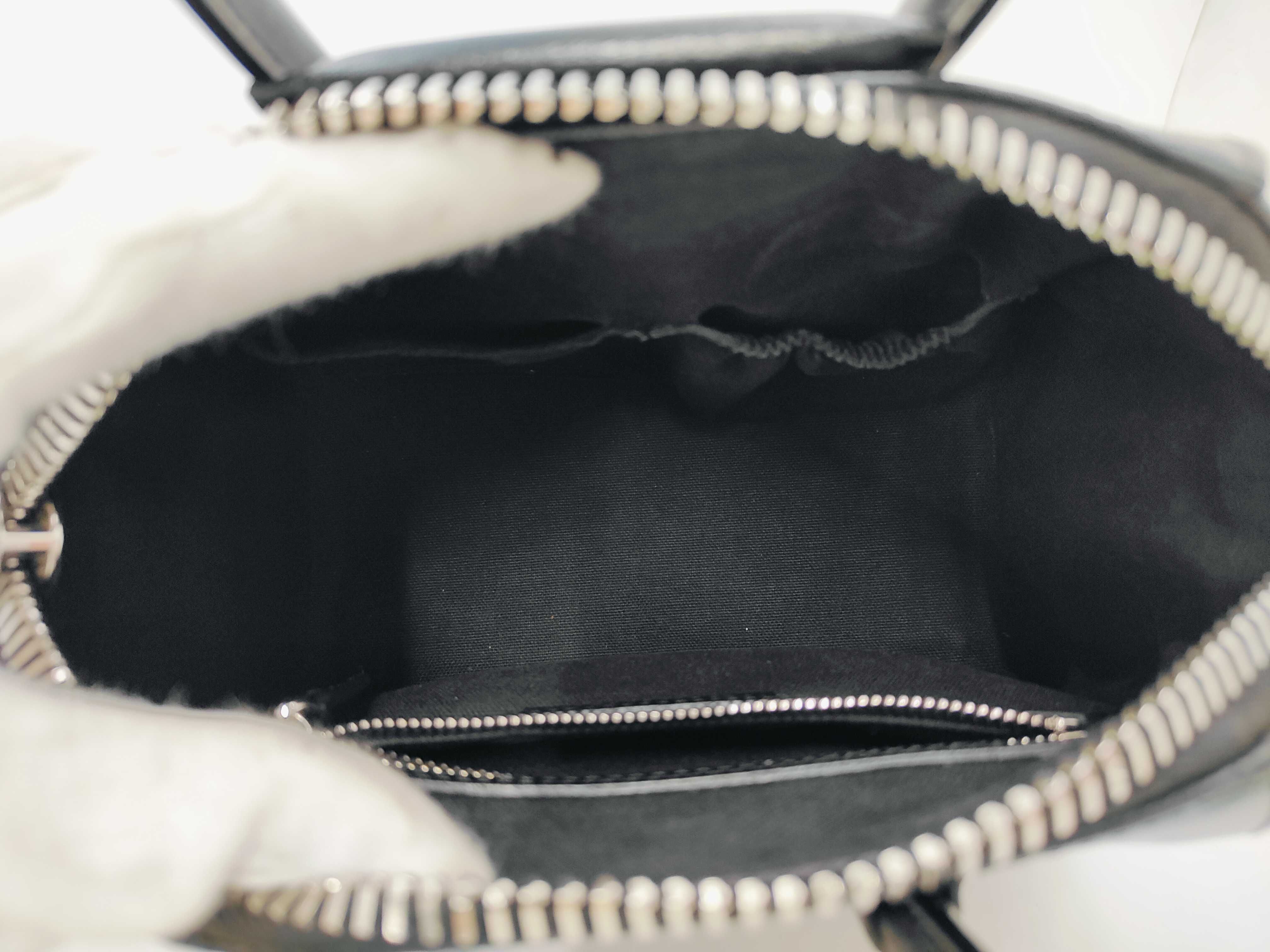 (Givenchy) Brand Bag, Box Calf Leather, Antigona, 2-Way Mini Handbag, Black 3C E 0185 Handbag — view 8