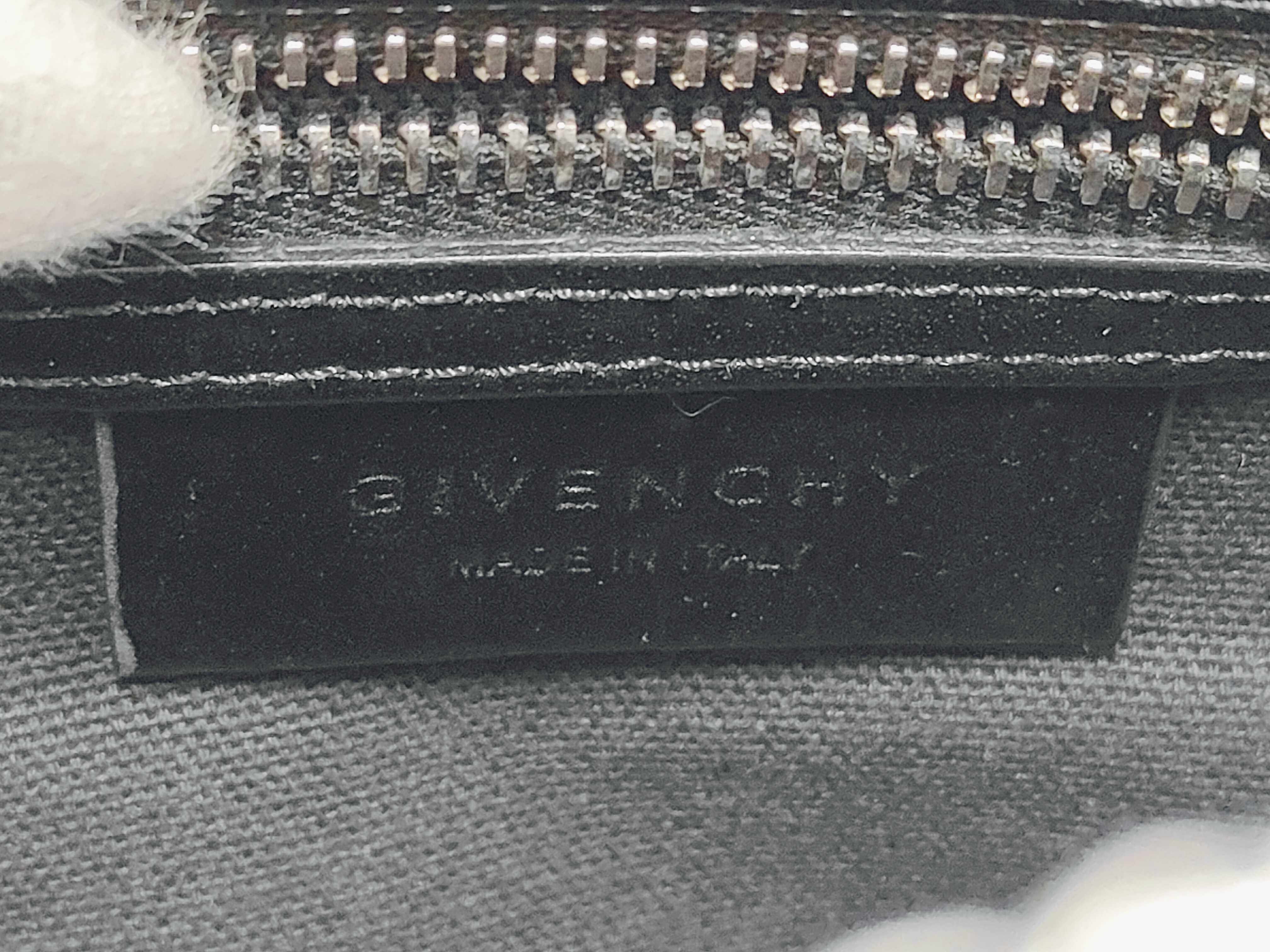 (Givenchy) Brand Bag, Box Calf Leather, Antigona, 2-Way Mini Handbag, Black 3C E 0185 Handbag — view 9