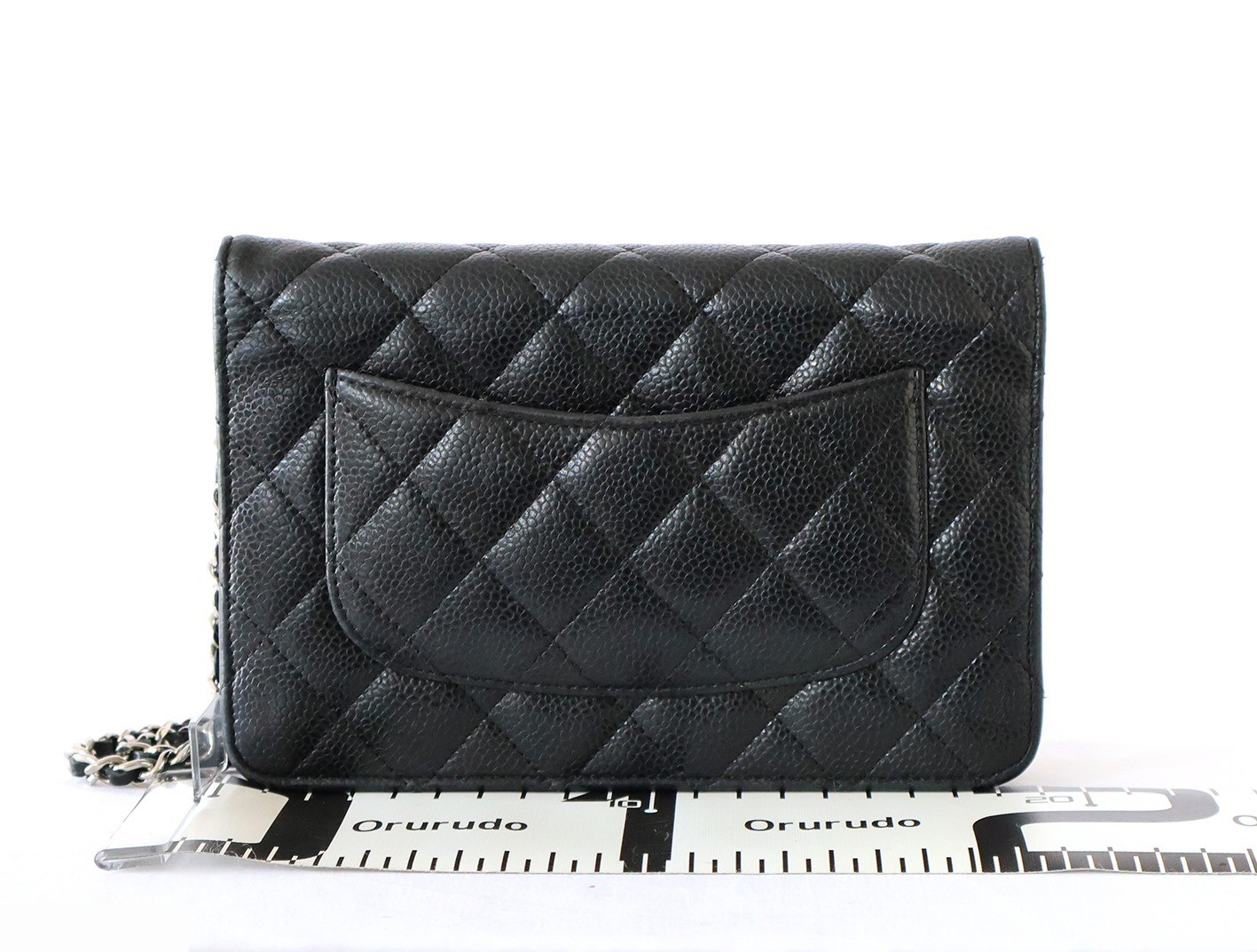 Caviar leather matelassé chain wallet shoulder bag, black — view 2