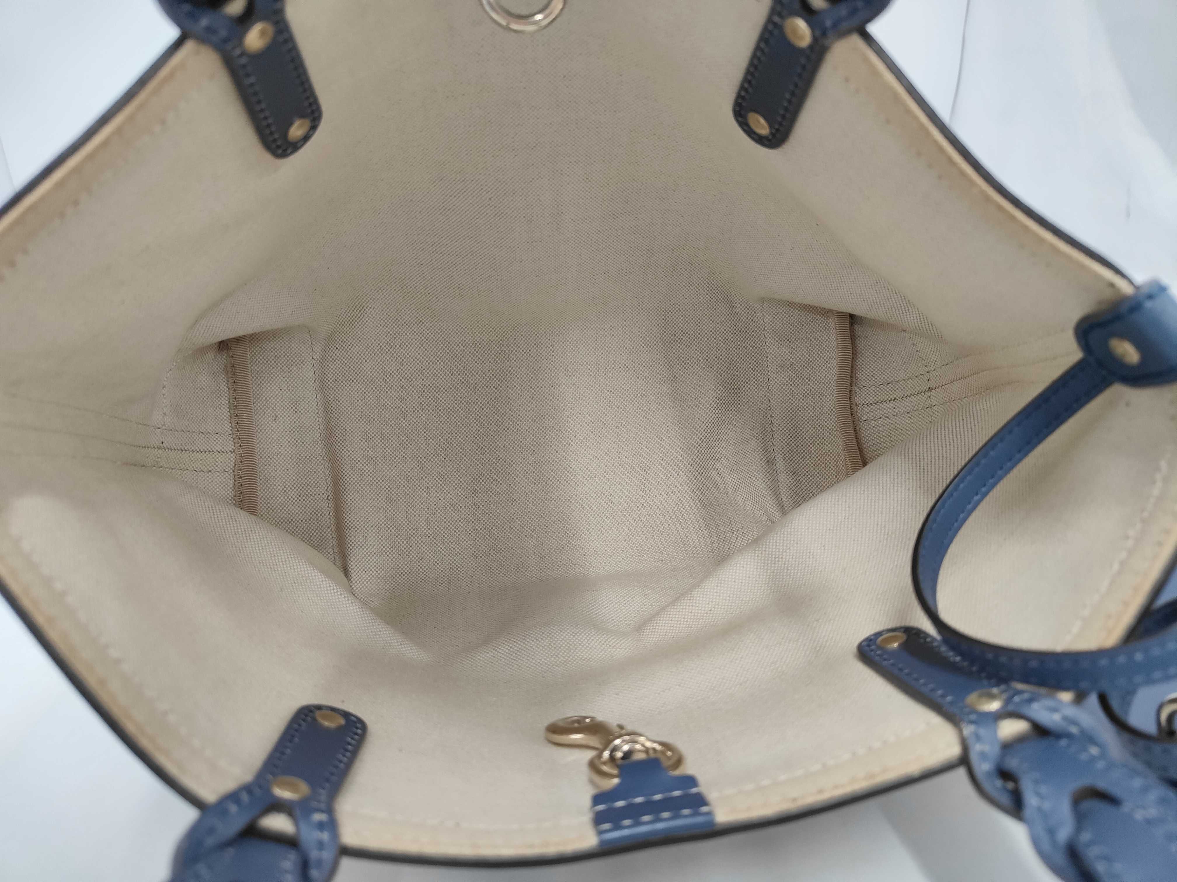 GG pattern logo leather tote bag — view 8