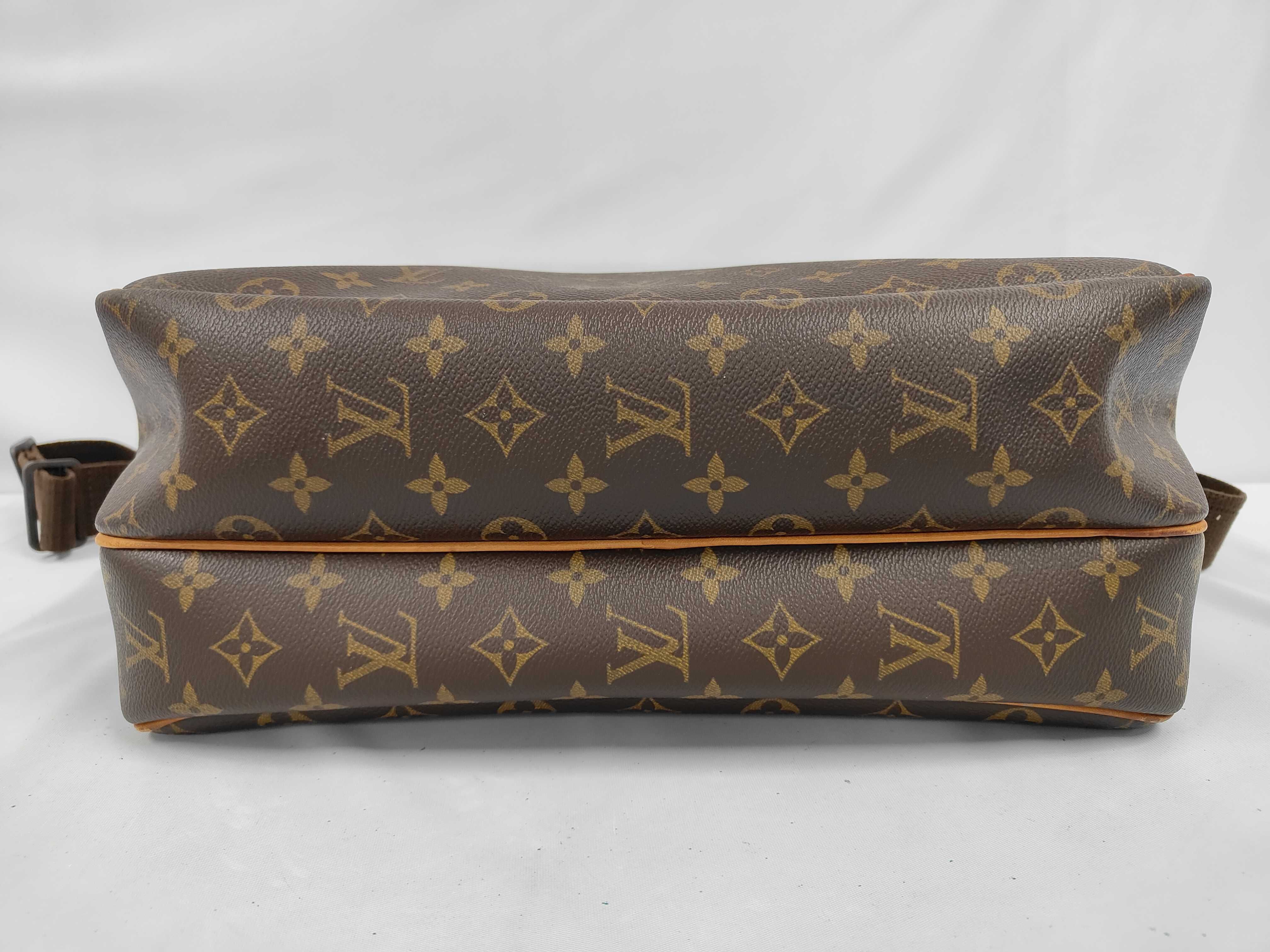 Monogram Reporter GM SP1909 Shoulder Bag — view 4