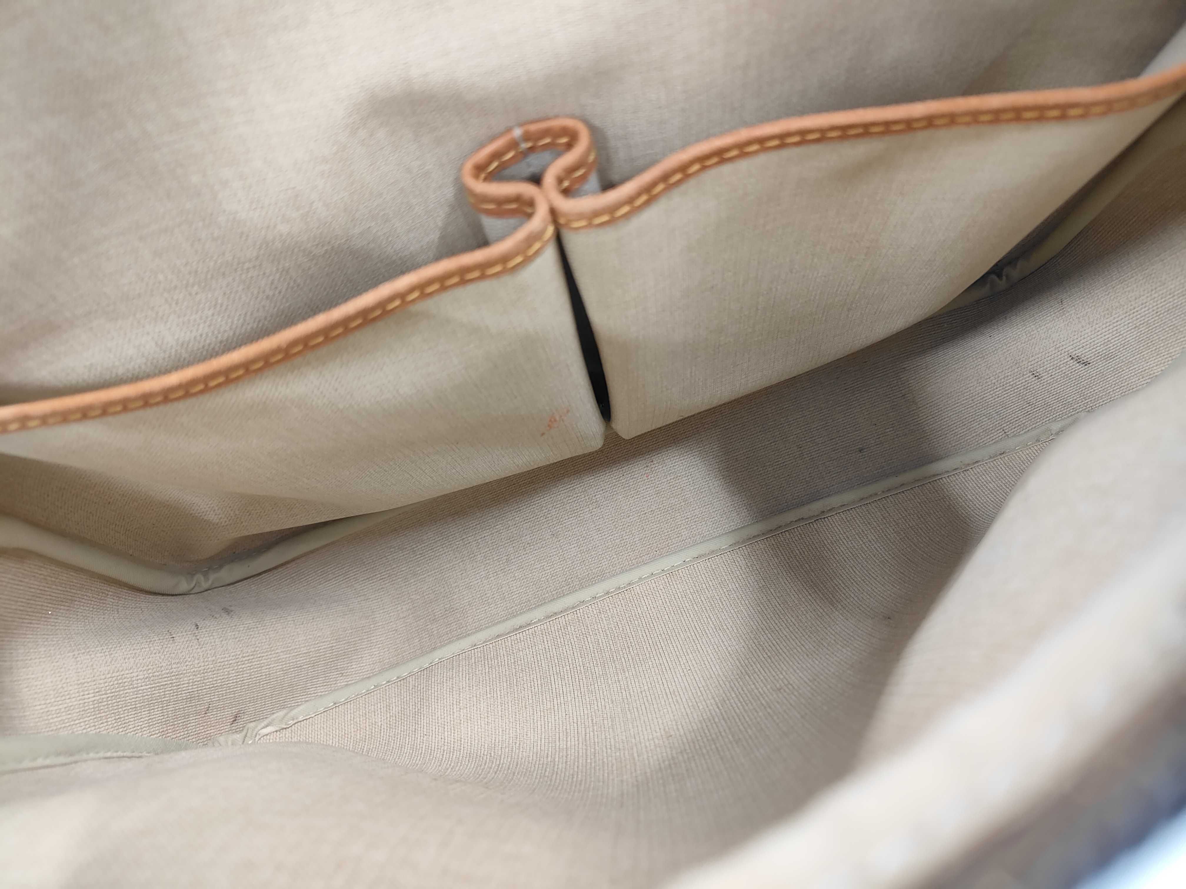Monogram Reporter GM SP1909 Shoulder Bag — view 9