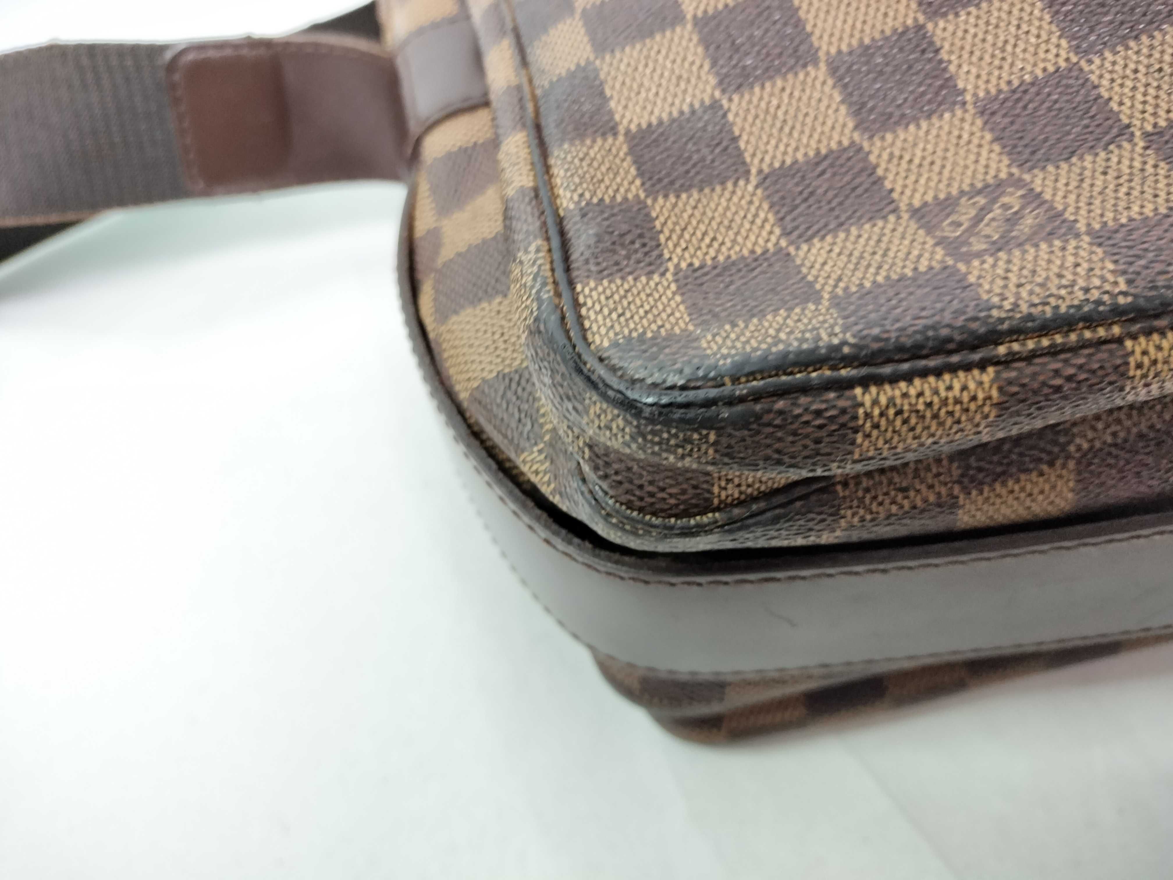 Damier Naviglio Shoulder Bag — view 11