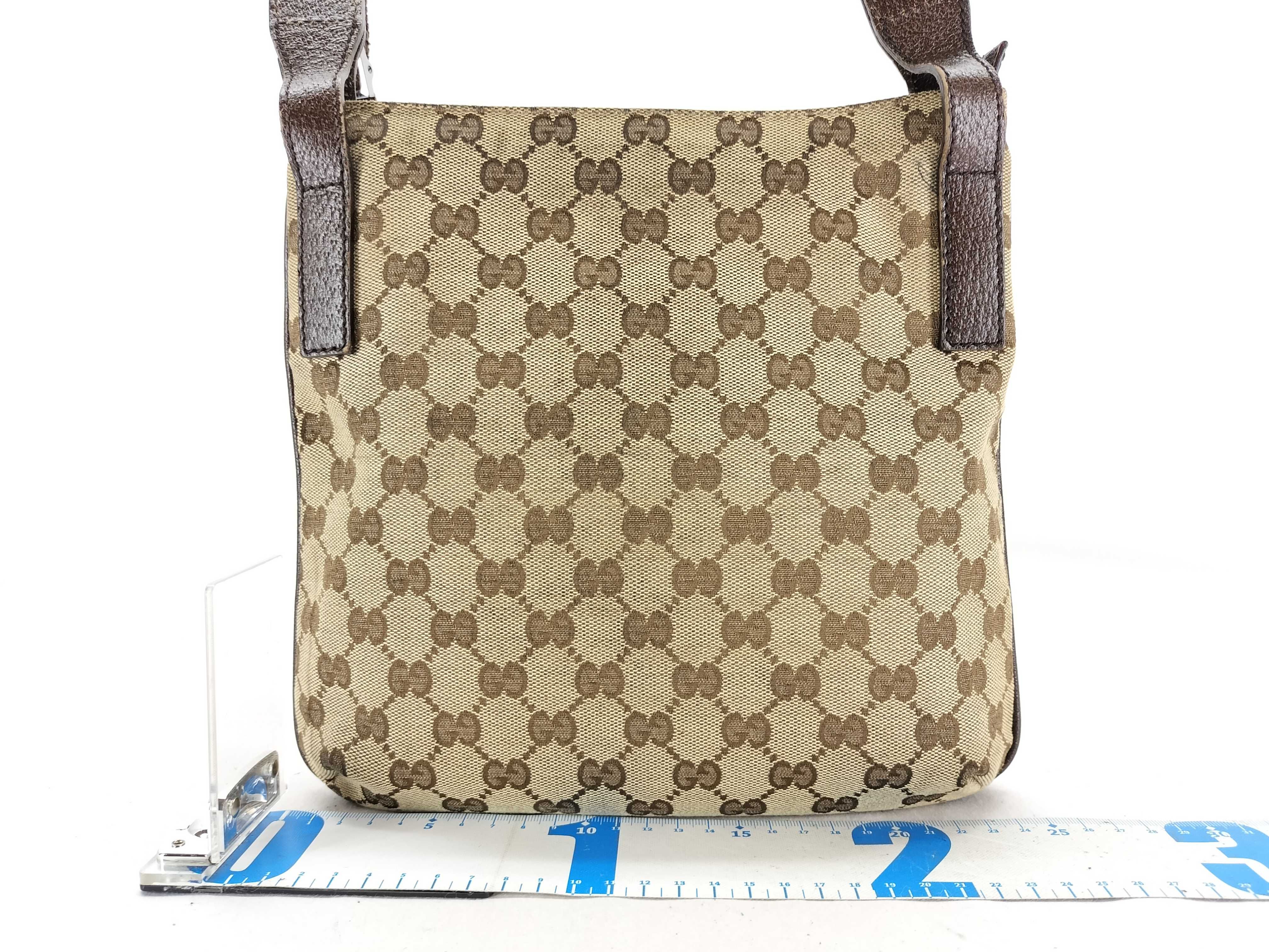 GG Canvas Gucci GG Canvas Shoulder Bag — view 2