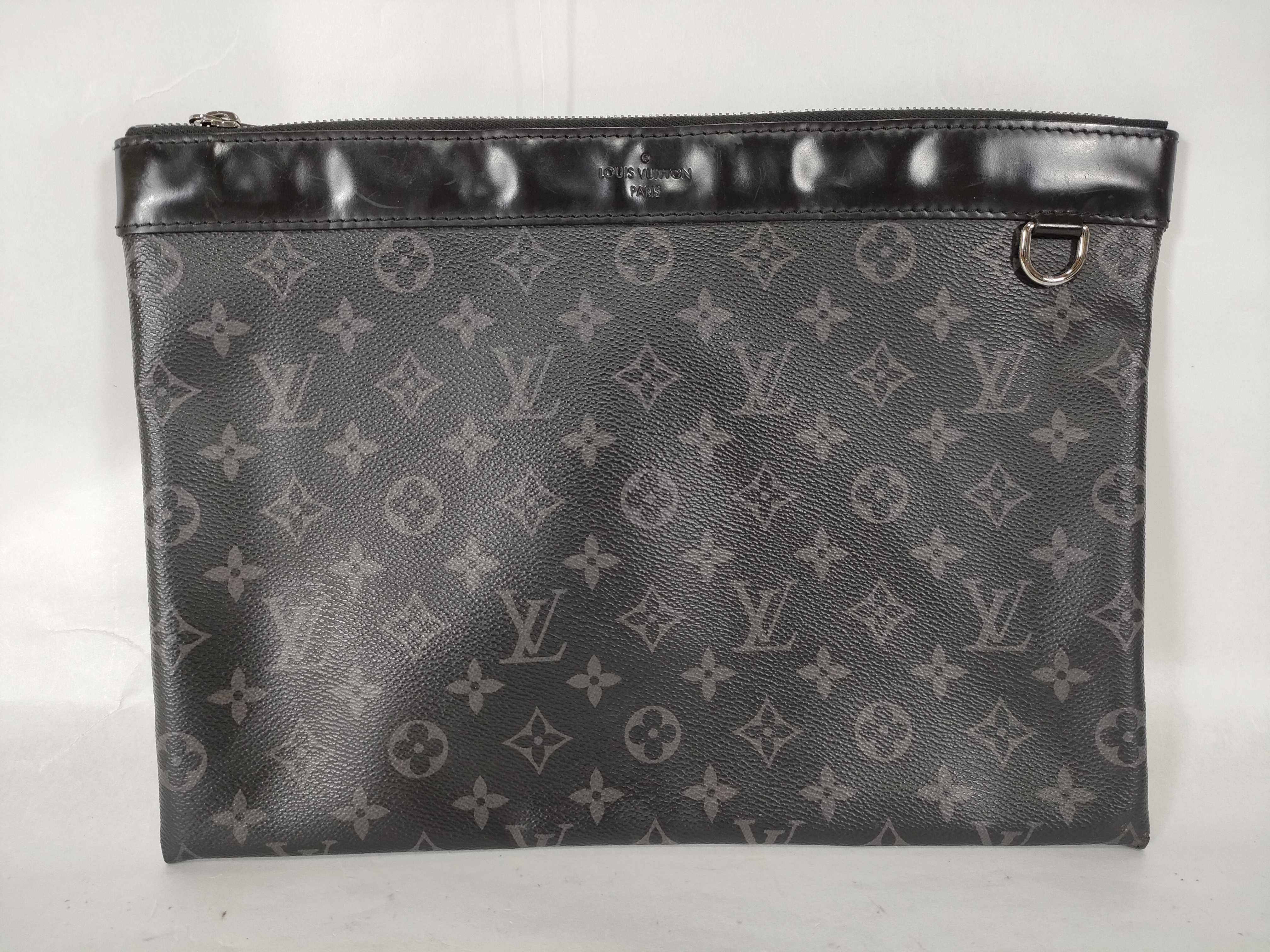 Monogram Louis Vuitton Monogram Eclipse Pochette Discovery Pouch